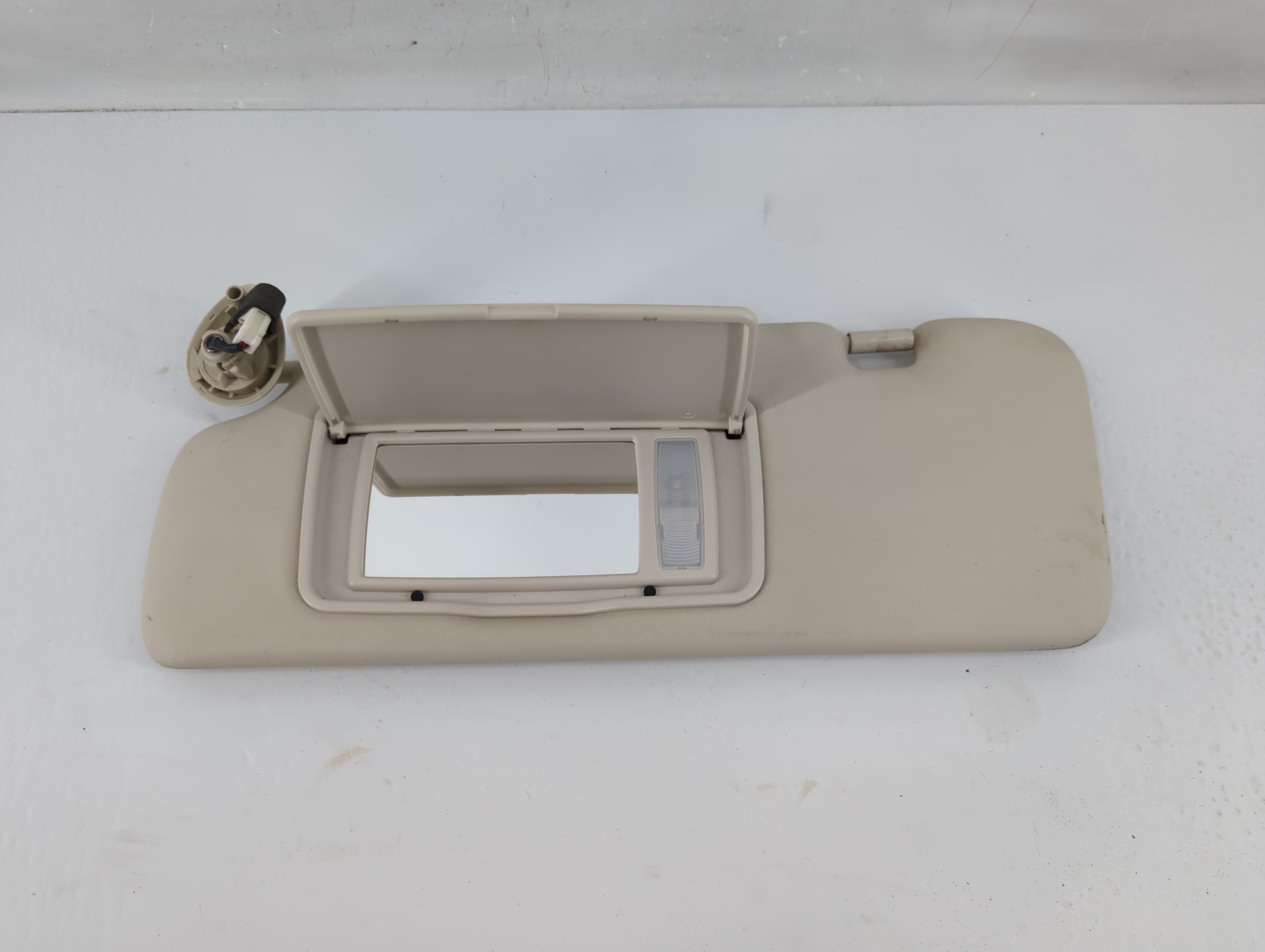 Picture of 2012-2014 Honda Cr-v Driver Sun Visor Mirror Left Sunvisor Ivory 1131495