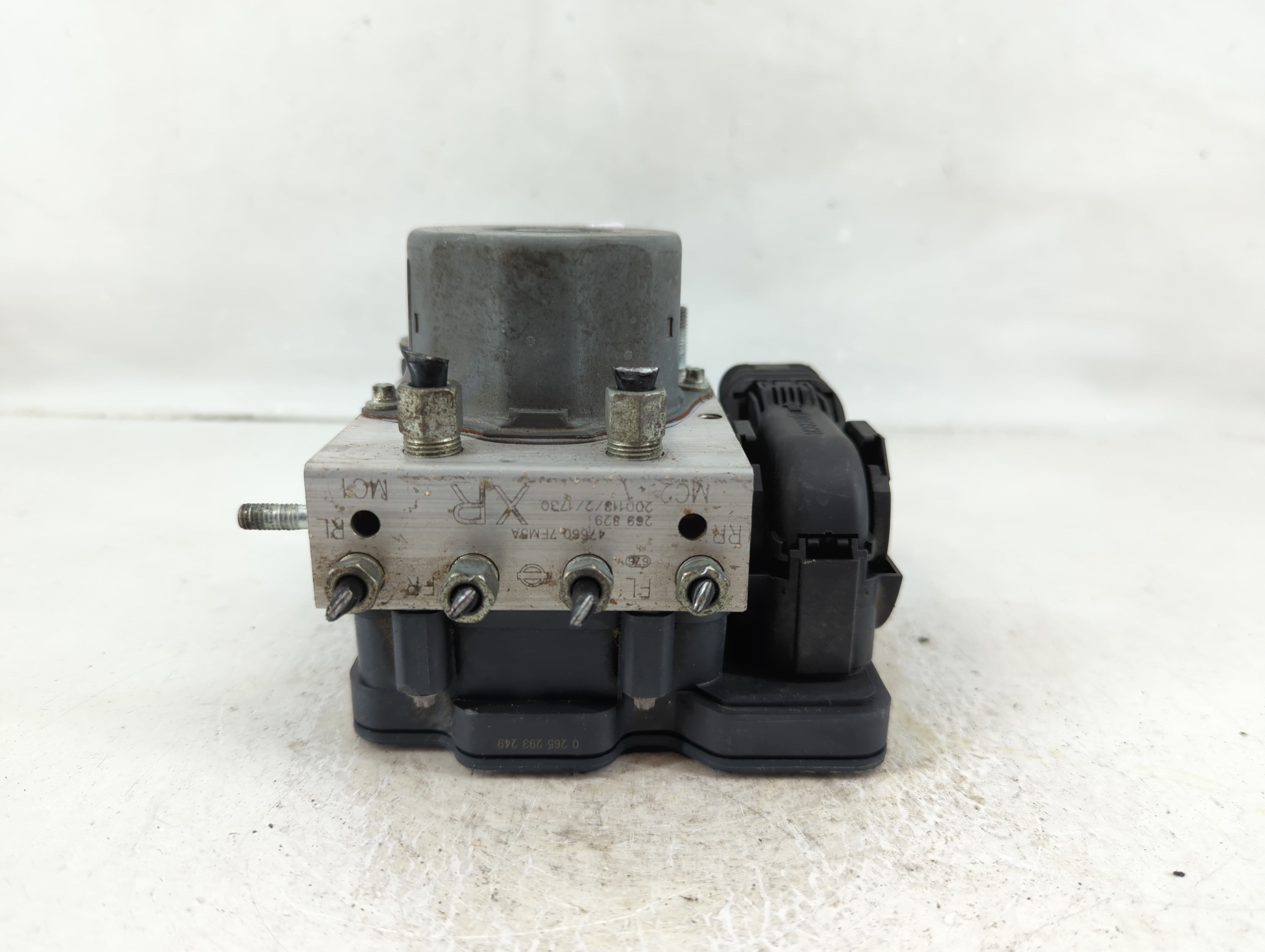 Picture of 2017-2017 Nissan Rogue Abs Pump Control Module 1131513