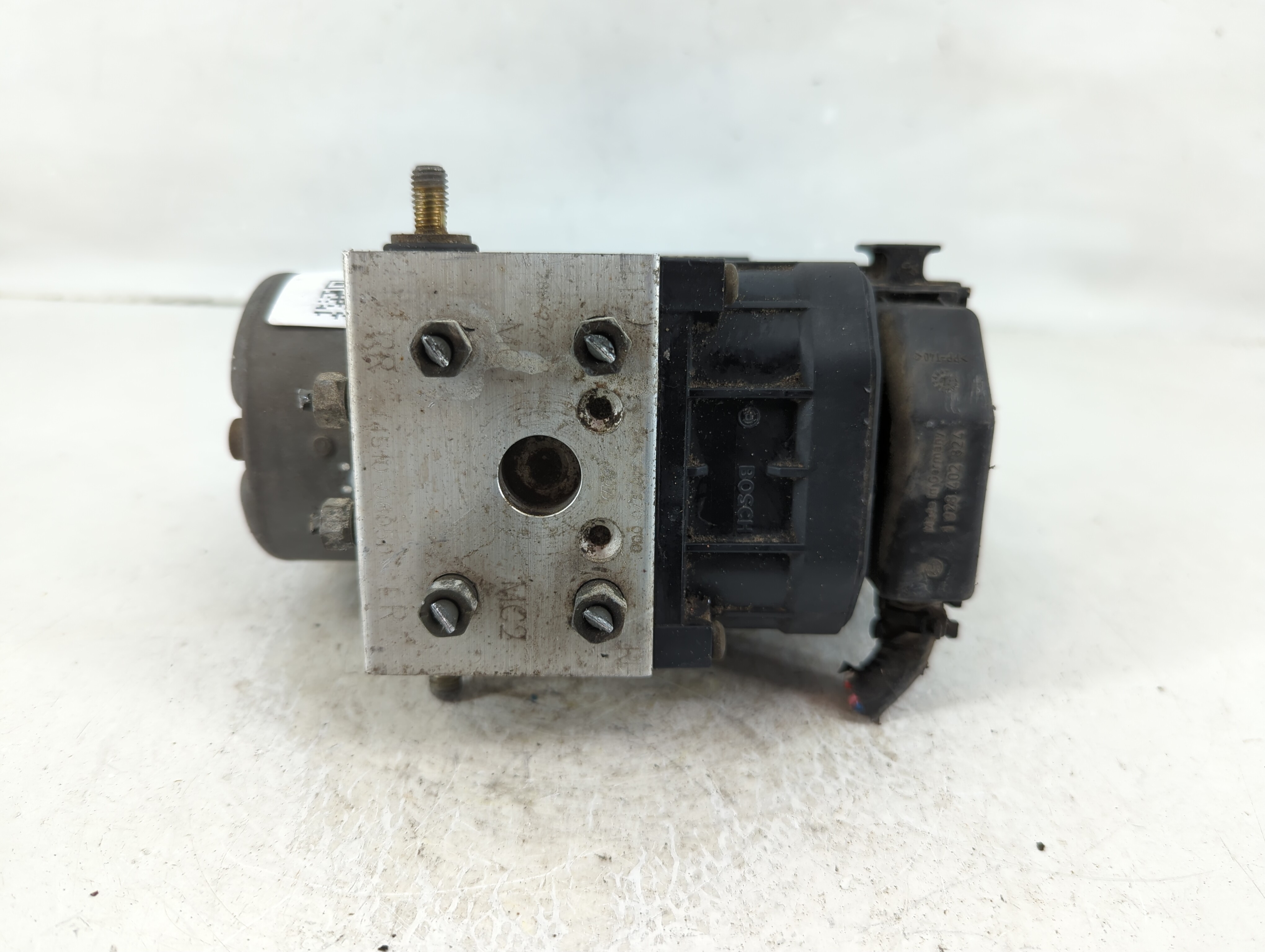 Picture of 2002-2003 Toyota Camry Abs Pump Control Module 1131522