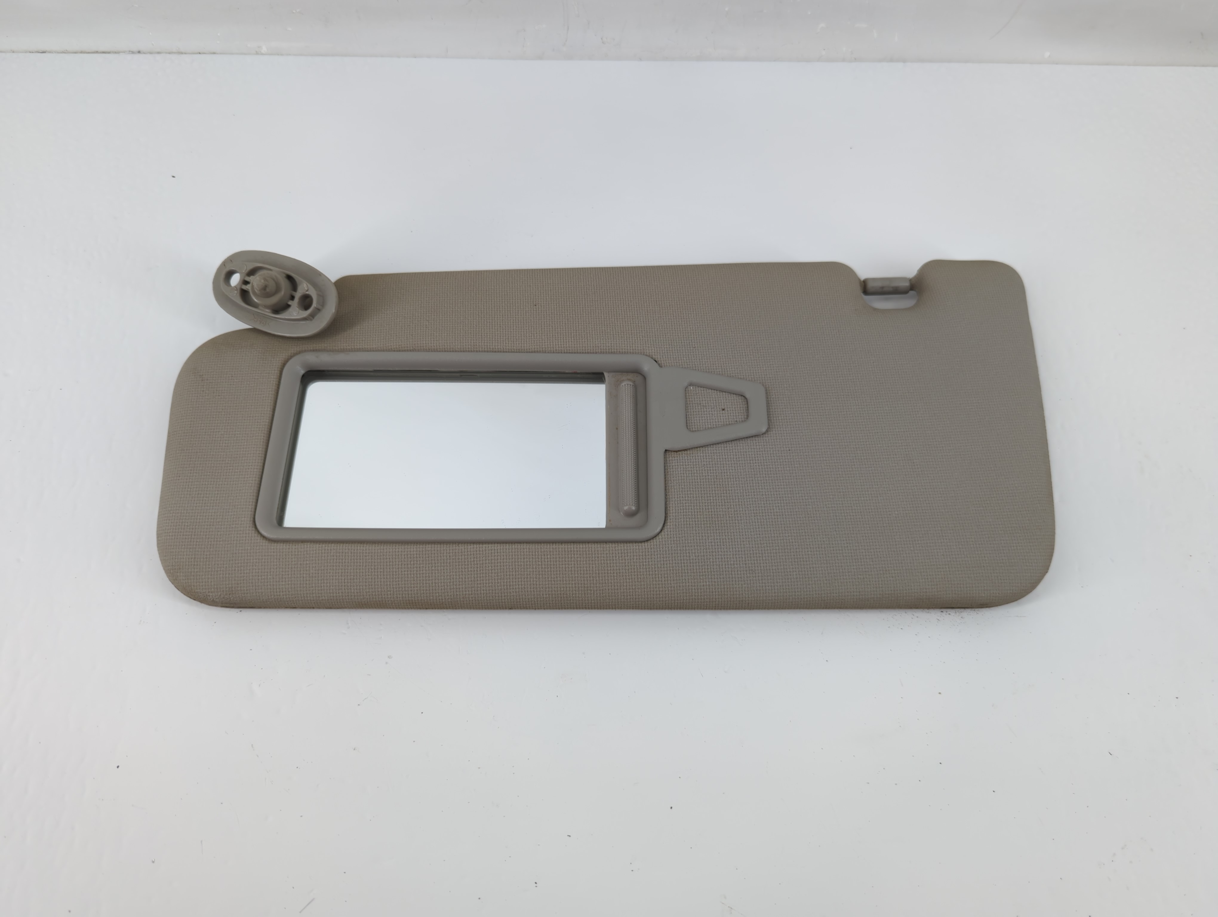 2010-2013 Kia Forte Driver Sun Visor Mirror Left Sunvisor Grey 1131583 - Oemusedautoparts1.com
