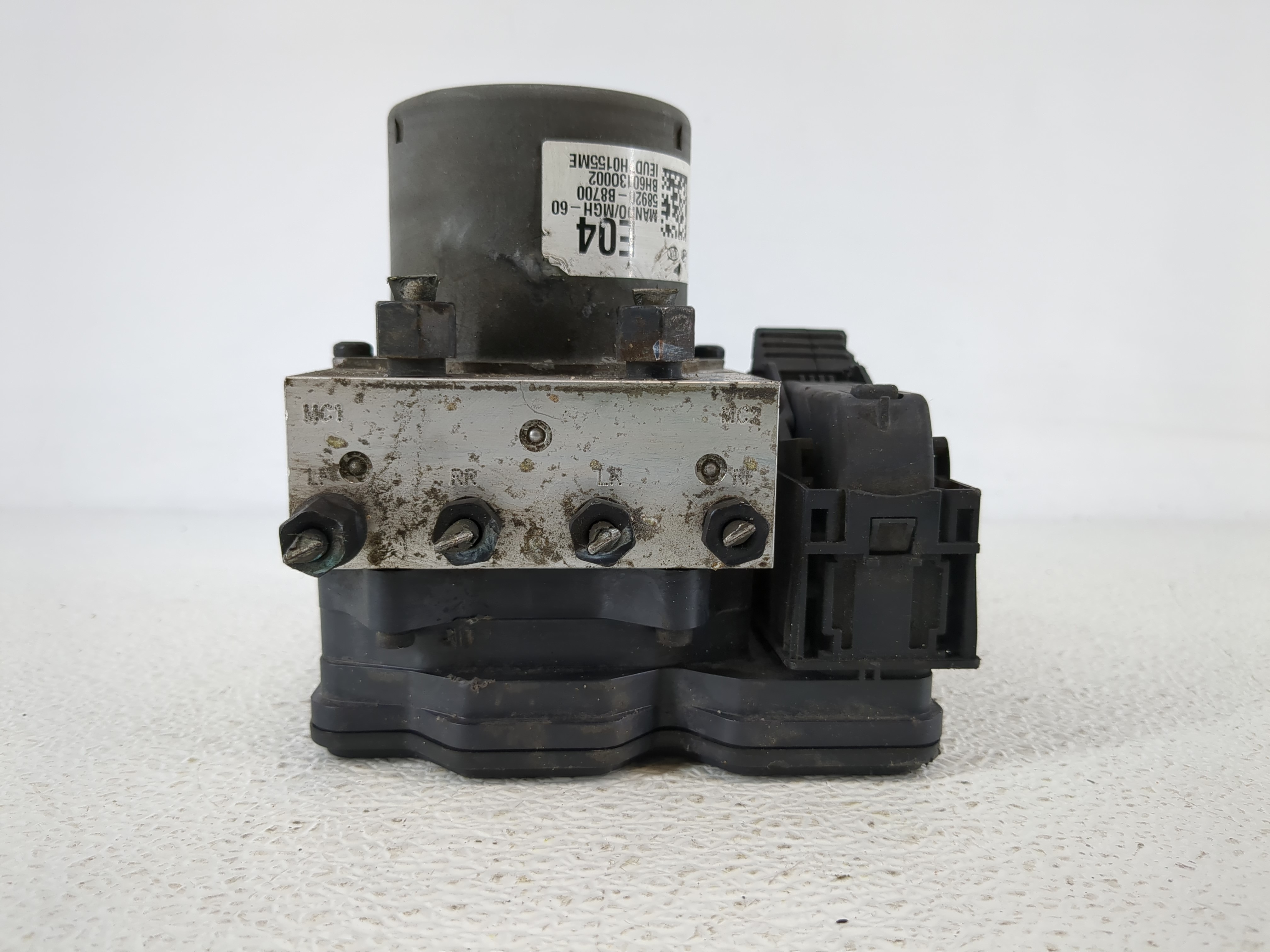 2013-2016 Hyundai Santa Fe Abs Pump Control Module 1131616 - Oemusedautoparts1.com