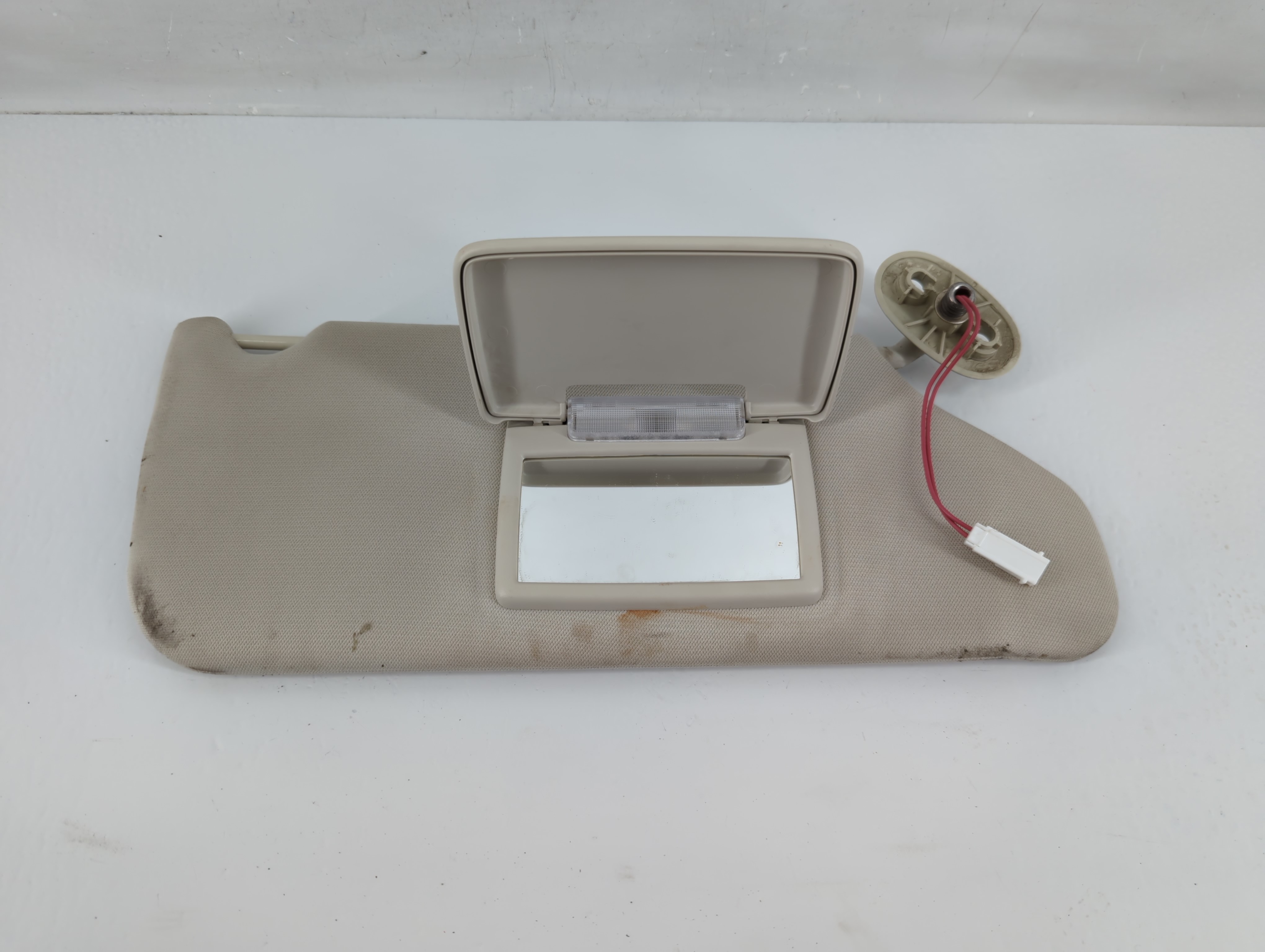 Picture of 2008-2012 Jeep Liberty Passenger Sun Visor Mirror Right Sunvisor Ivory 1131665