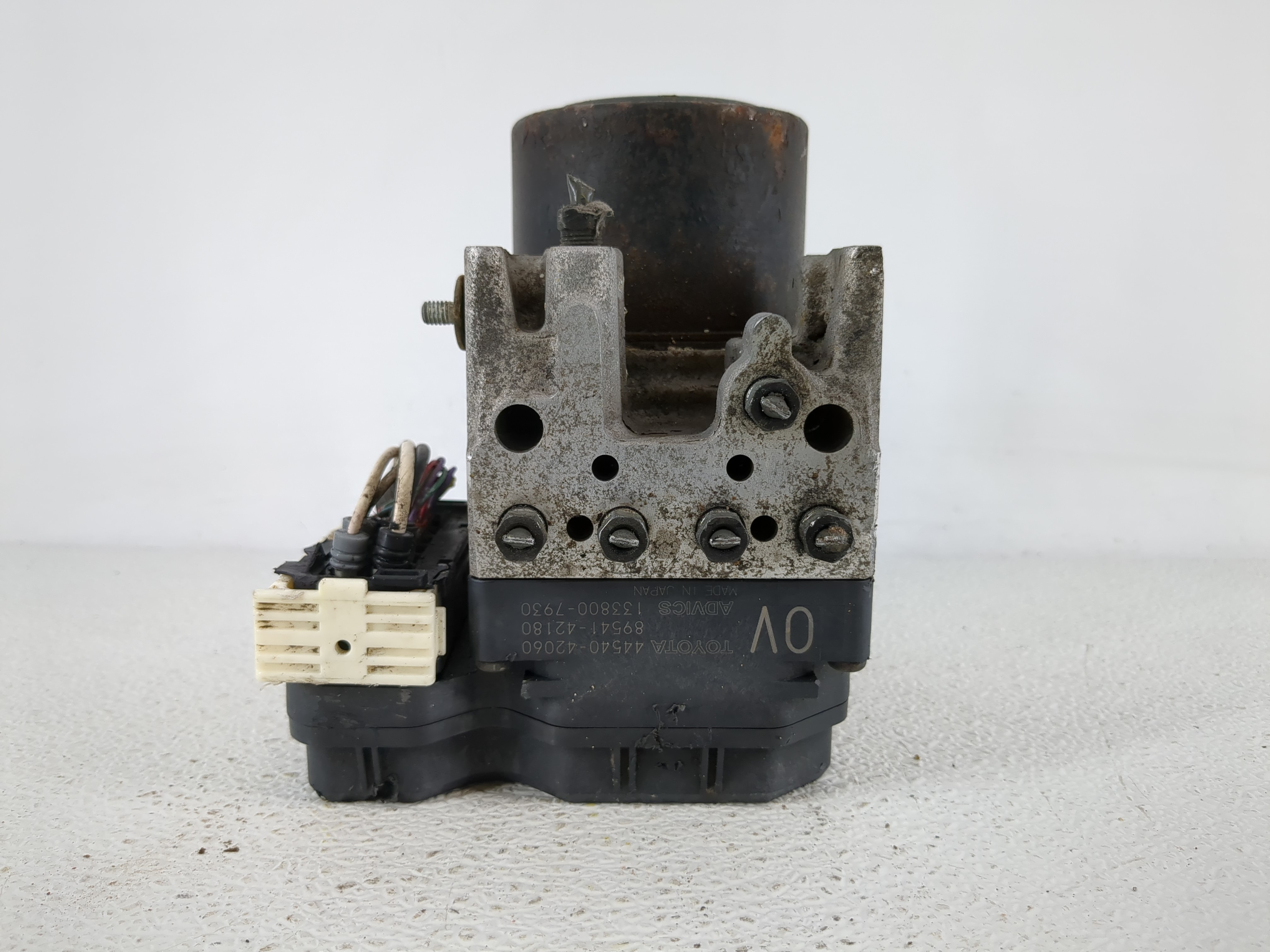 Picture of 2006-2008 Toyota Rav4 Abs Pump Control Module 1131744