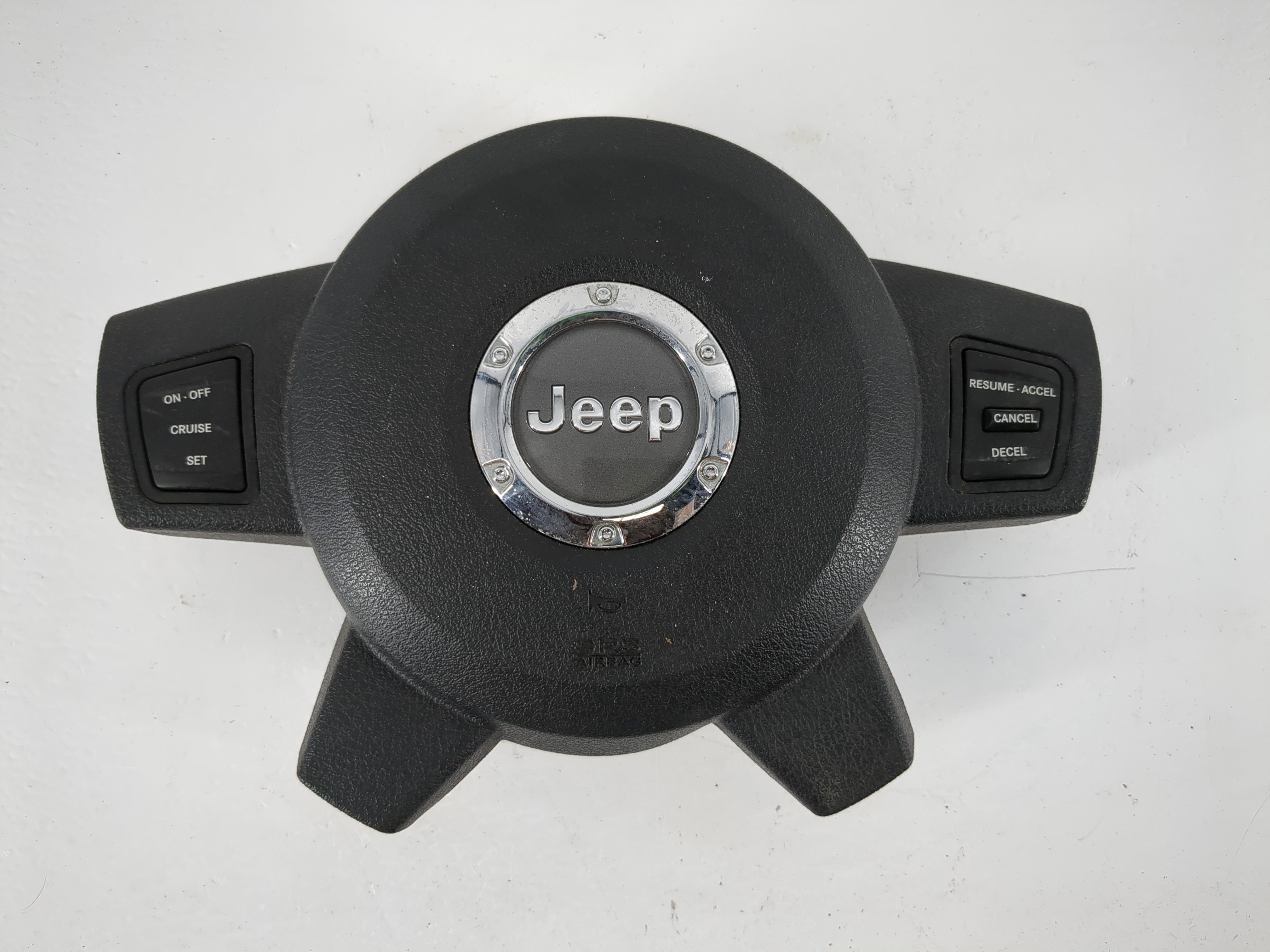 Picture of 2005-2007 Jeep Grand Cherokee Air Bag Driver Left Steering Wheel Mounted 1131756
