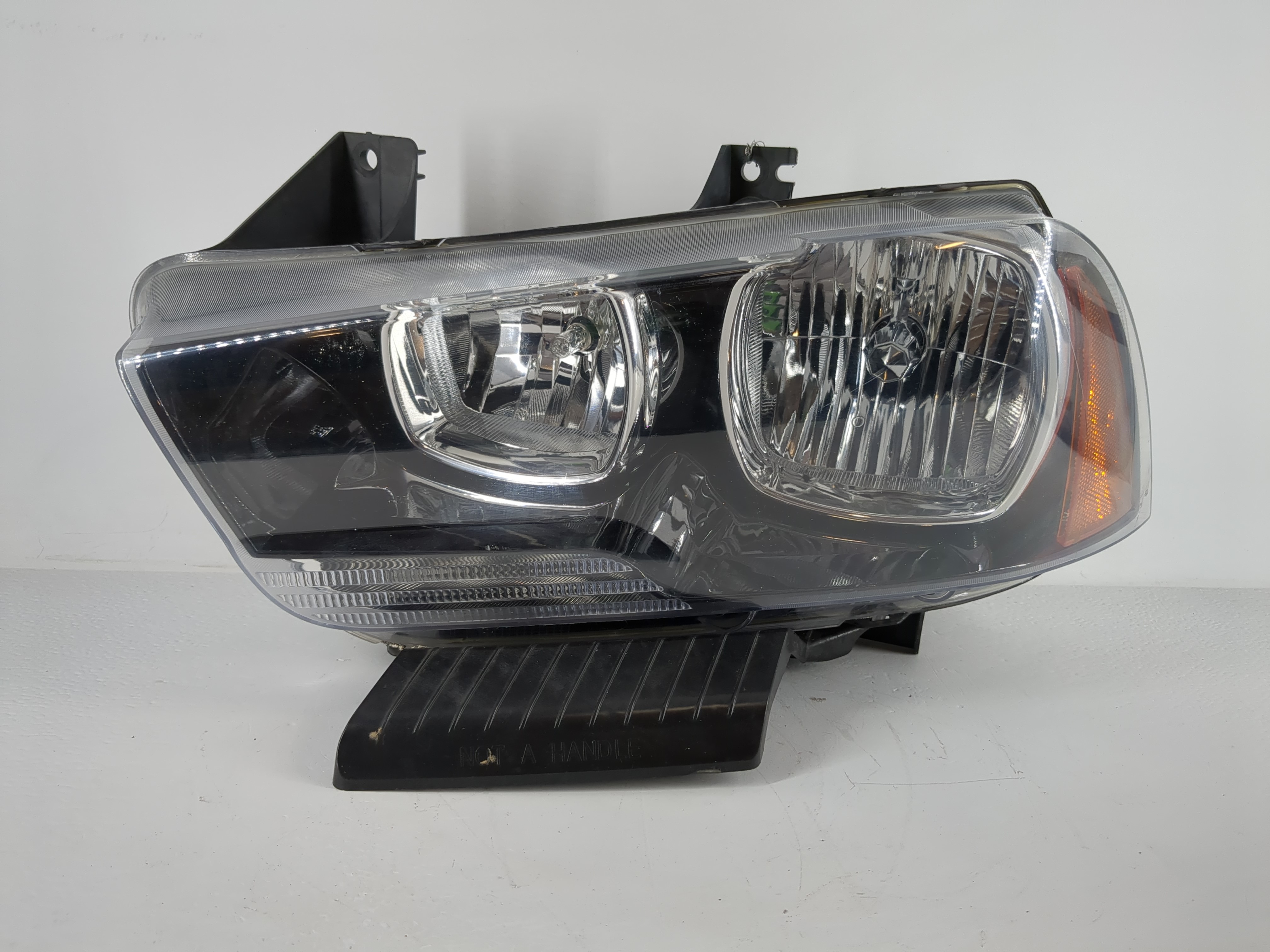 Picture of 2011-2014 Dodge Charger Driver Left Oem Head Light Headlight Lamp 1131757