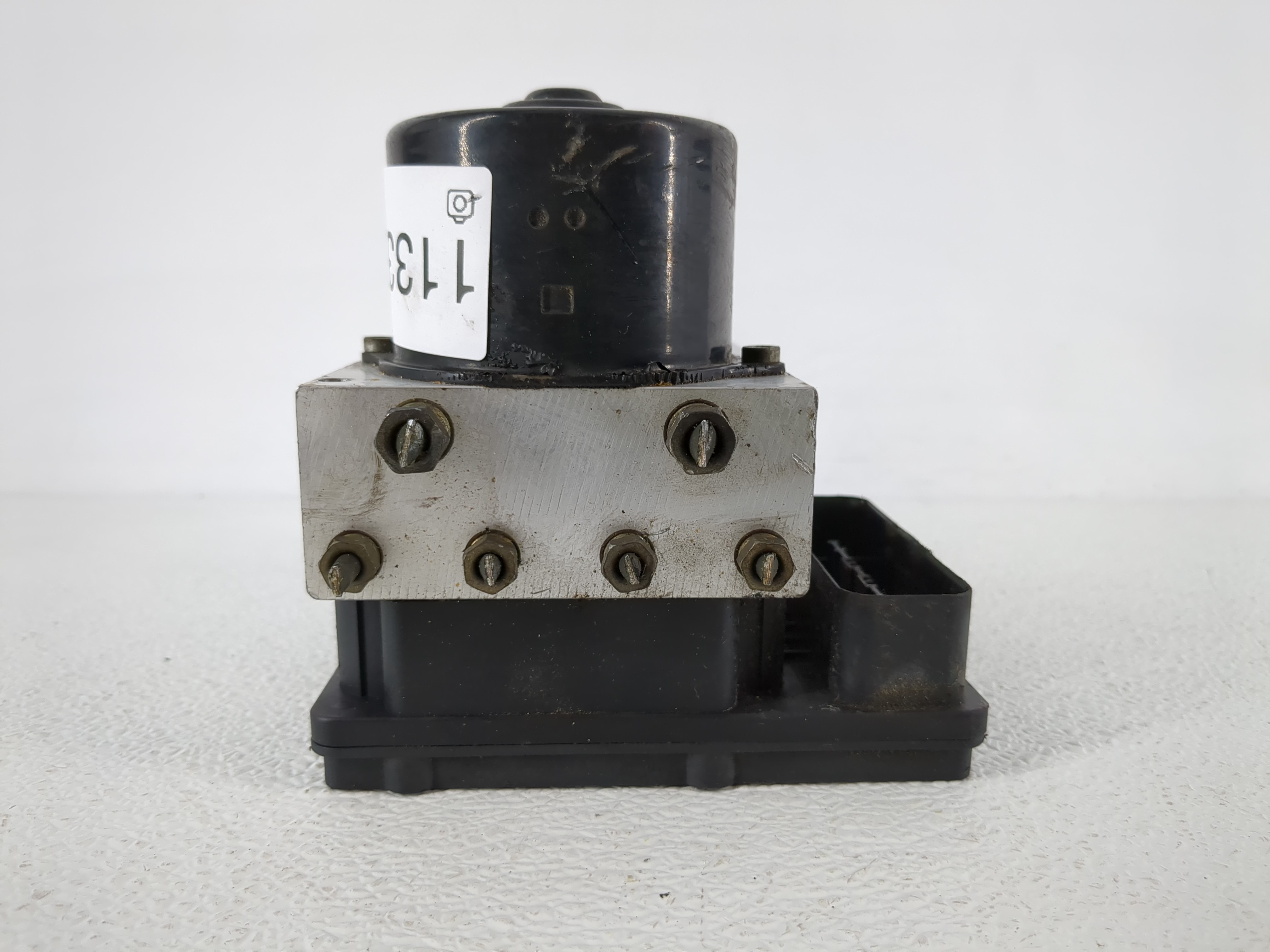 Picture of 2012-2012 Nissan Armada Abs Pump Control Module 1133214