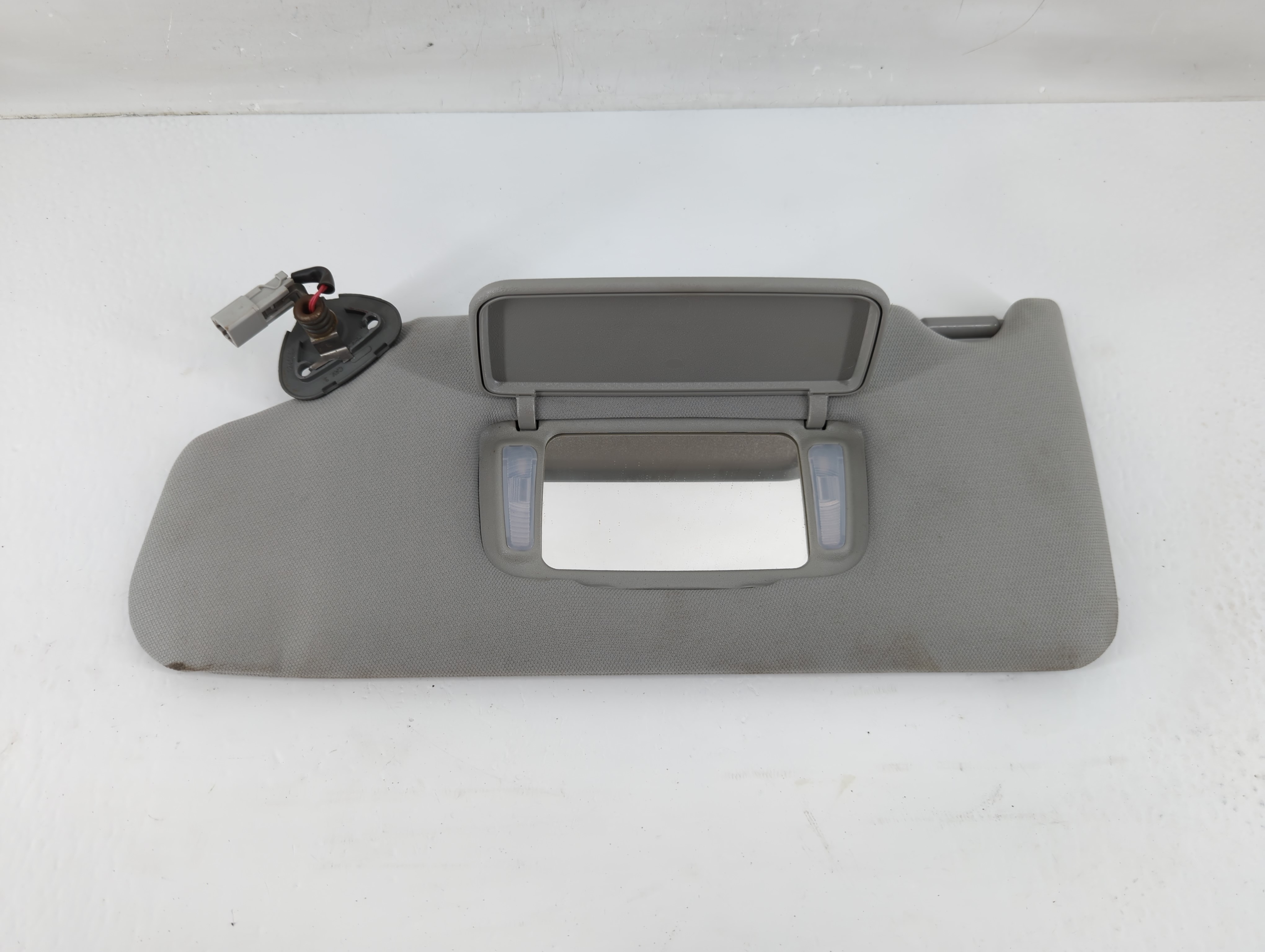 2003-2007 Honda Accord Driver Sun Visor Mirror Left Sunvisor Grey 1133217 - Oemusedautoparts1.com