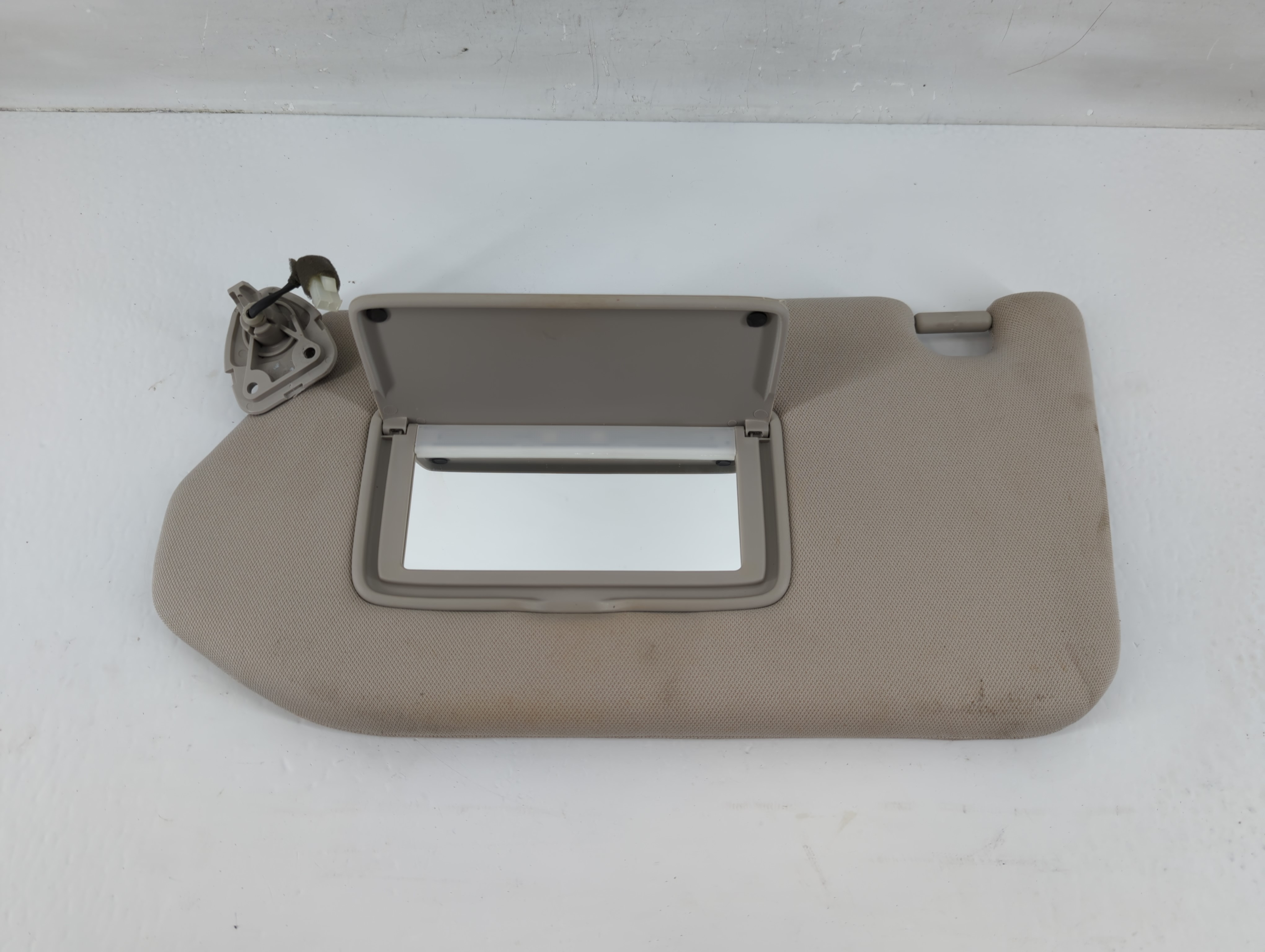Picture of 2014-2019 Infiniti Qx60 Driver Sun Visor Mirror Left Sunvisor Grey 1133221