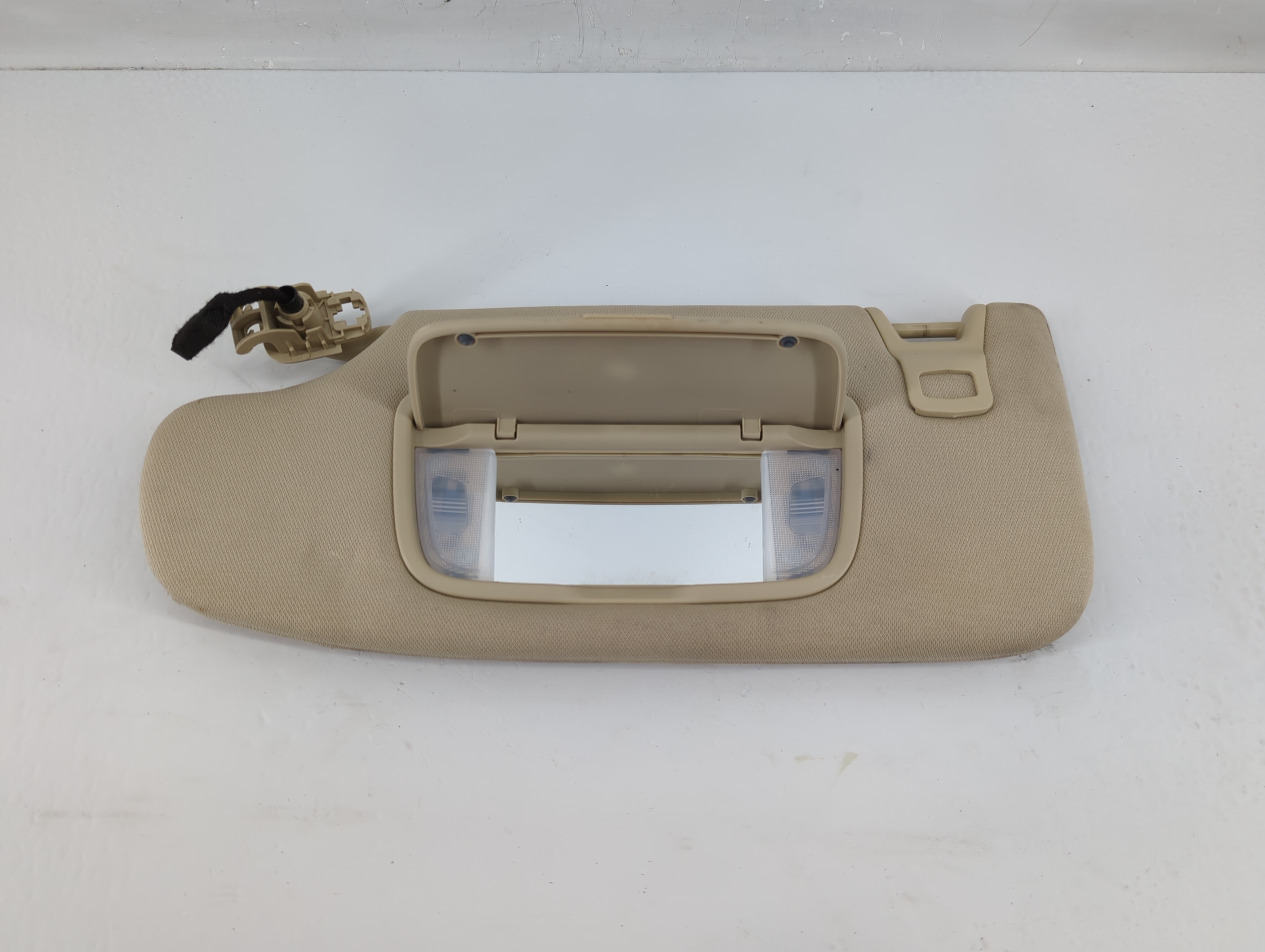 Picture of 2015-2016 Ford Fusion Driver Sun Visor Mirror Left Sunvisor Tan 1133896