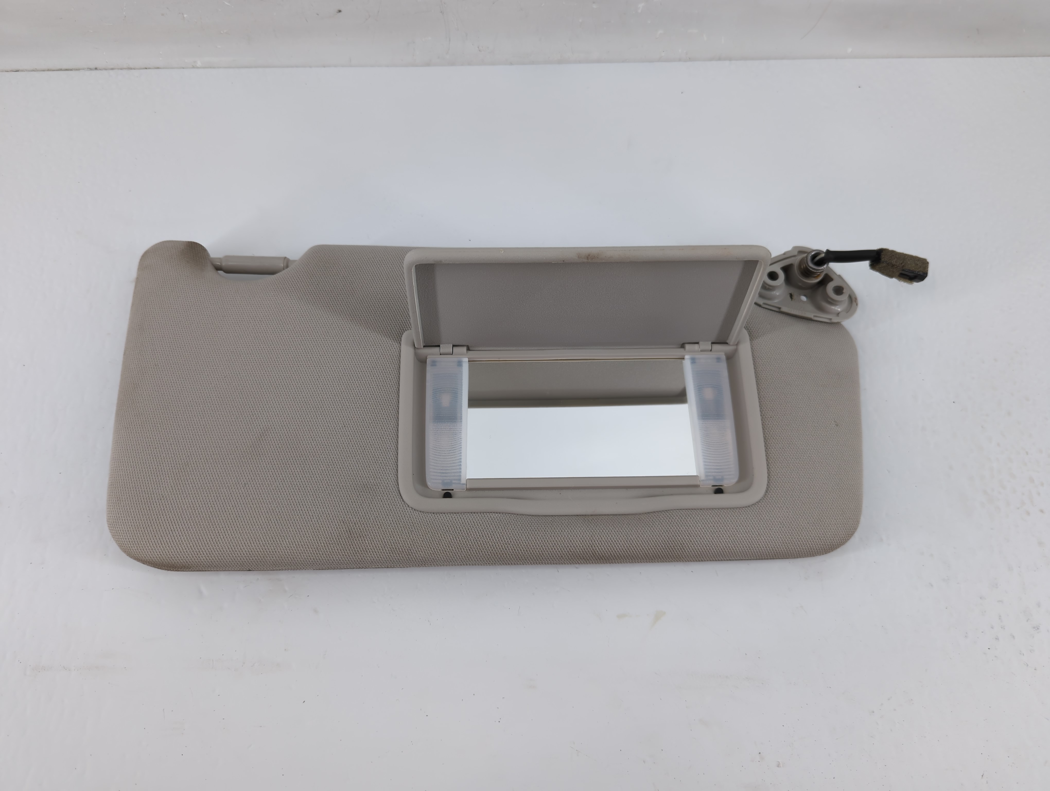 Picture of 2010-2014 Subaru Legacy Passenger Sun Visor Mirror Right Sunvisor Grey 1133897