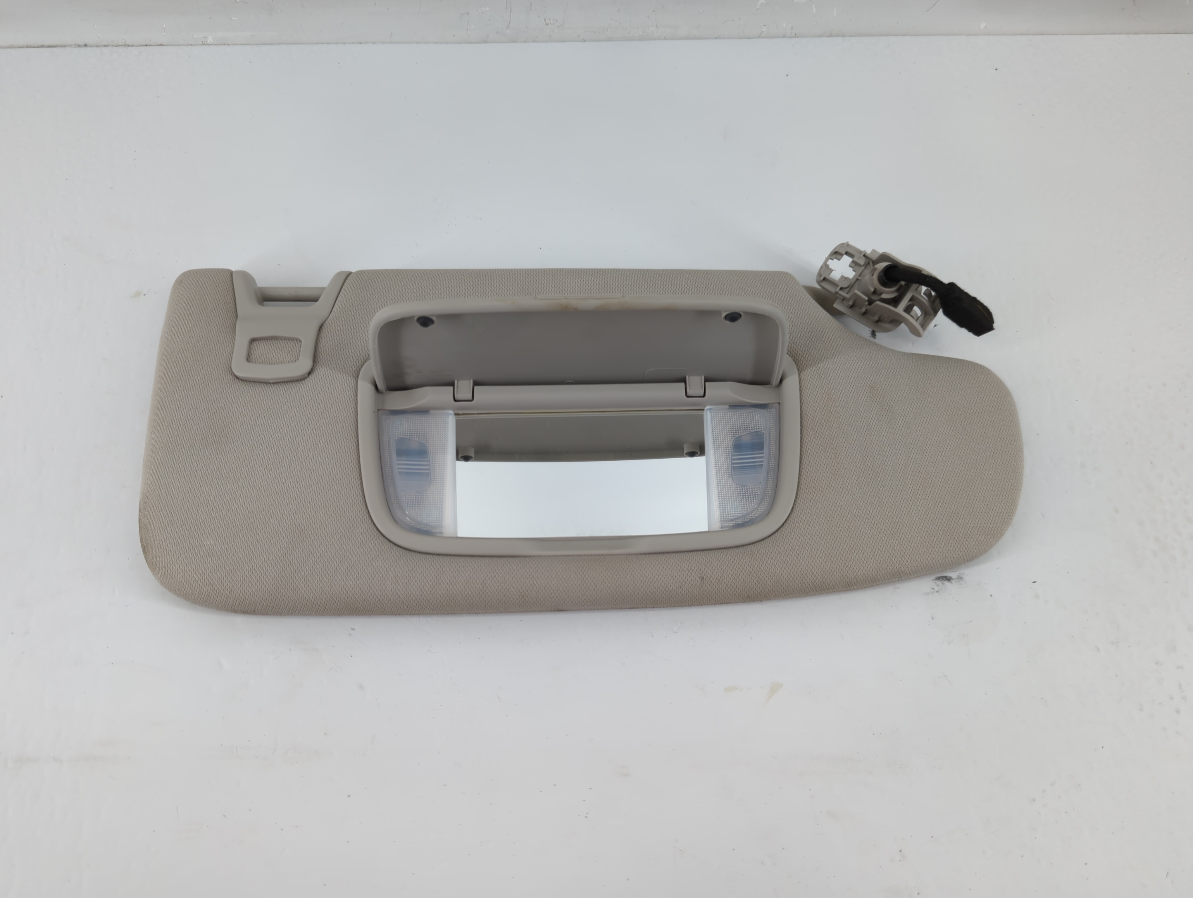 Picture of 2015-2016 Ford Fusion Passenger Sun Visor Mirror Right Sunvisor 1133901