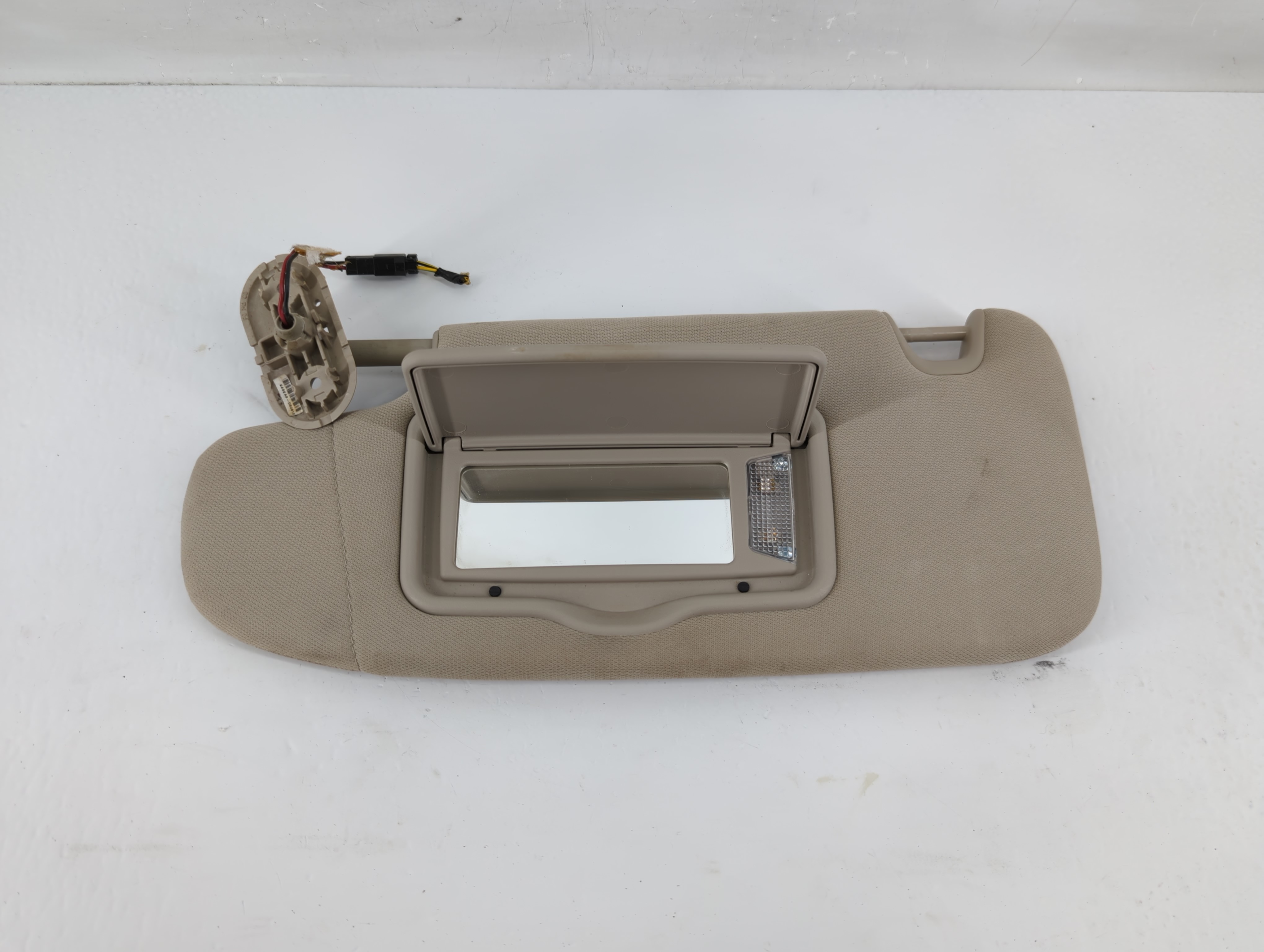 Picture of 2010-2012 Ford Fusion Driver Sun Visor Mirror Left Sunvisor Grey 1133903