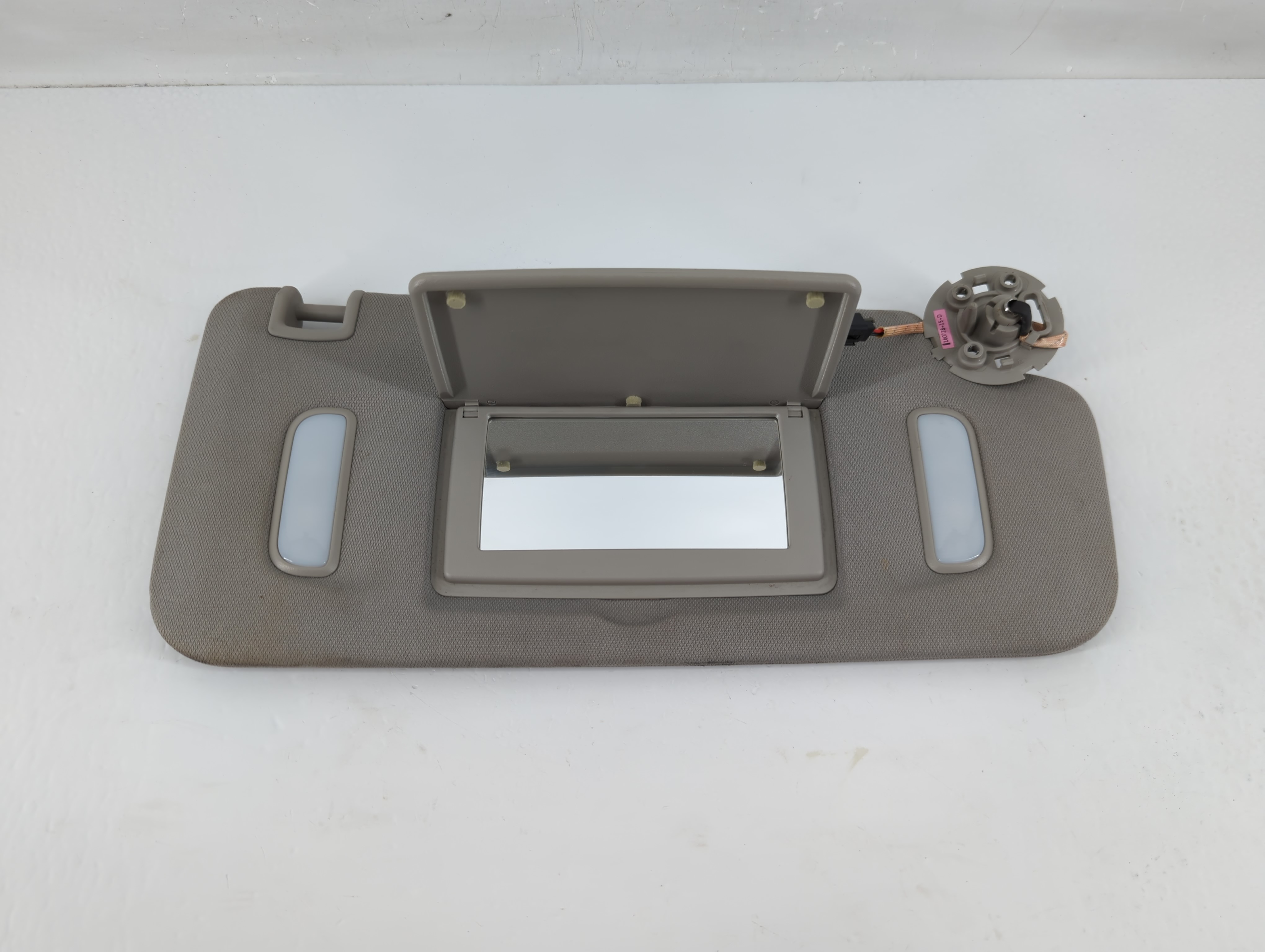 Picture of 2010-2017 Gmc Terrain Passenger Sun Visor Mirror Right Sunvisor Grey 1133936