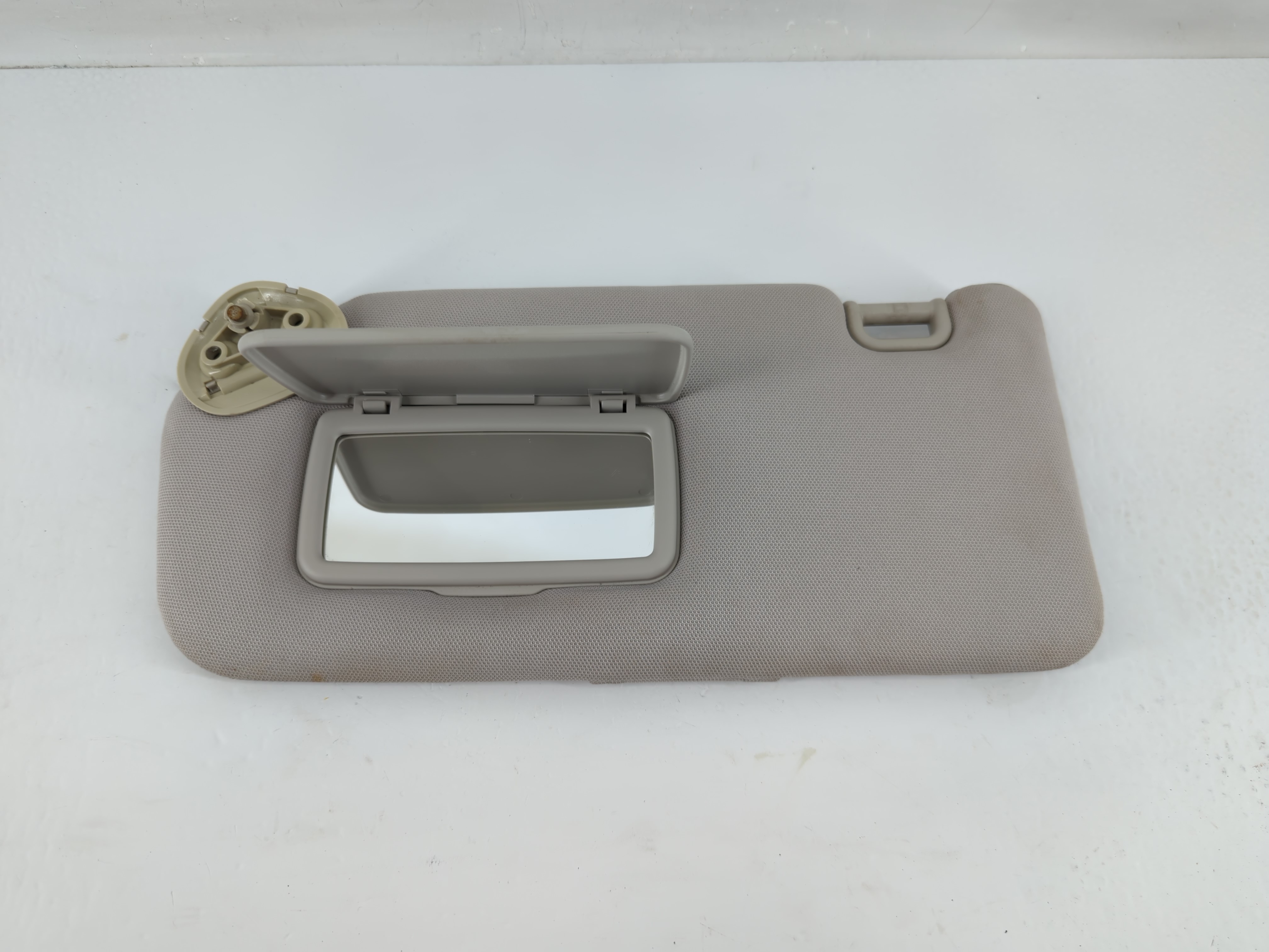 Picture of 2015-2016 Subaru Impreza Driver Sun Visor Mirror Left Sunvisor 1133941