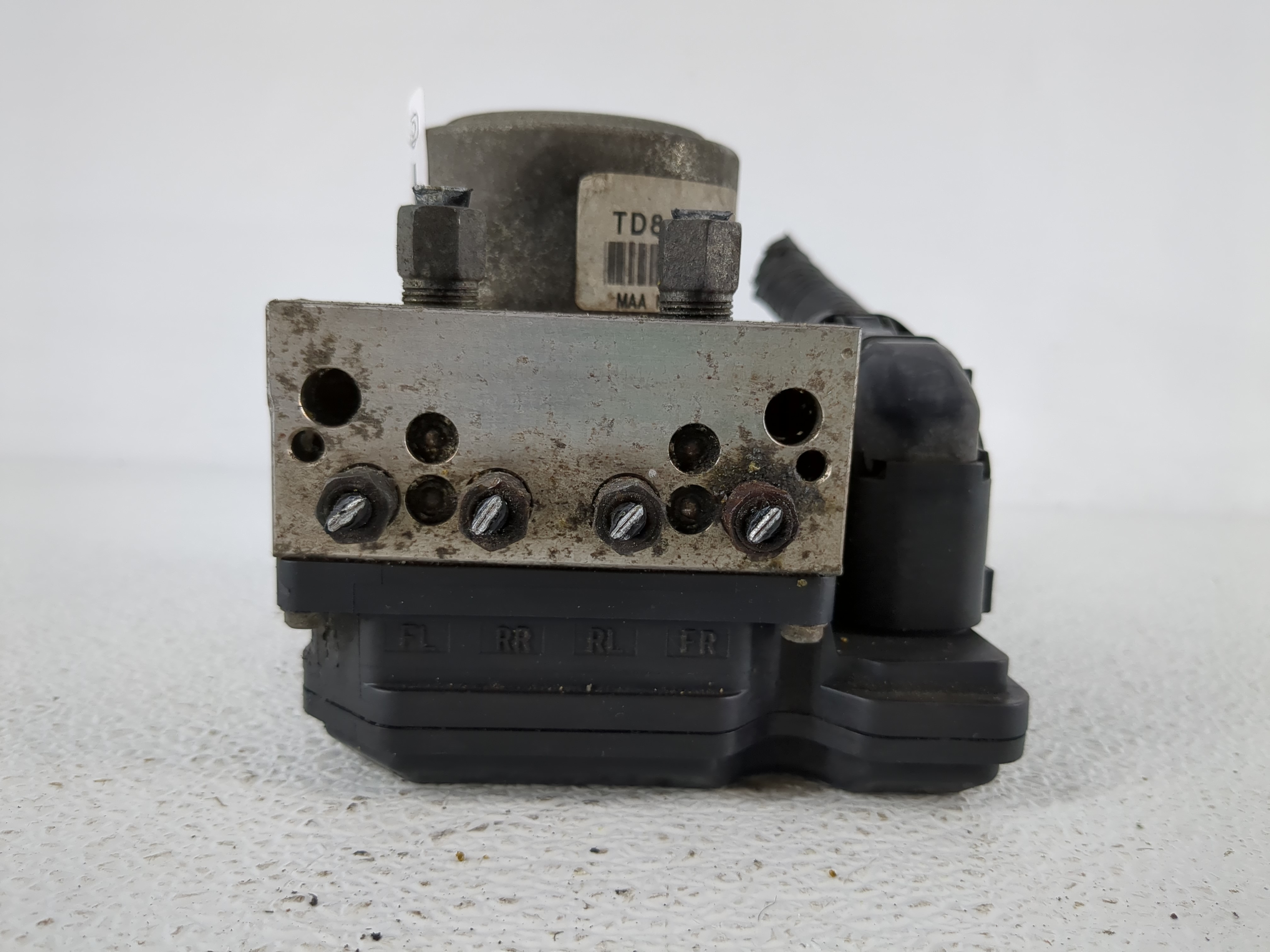 Picture of 2012-2015 Nissan Rogue Abs Pump Control Module 1133959