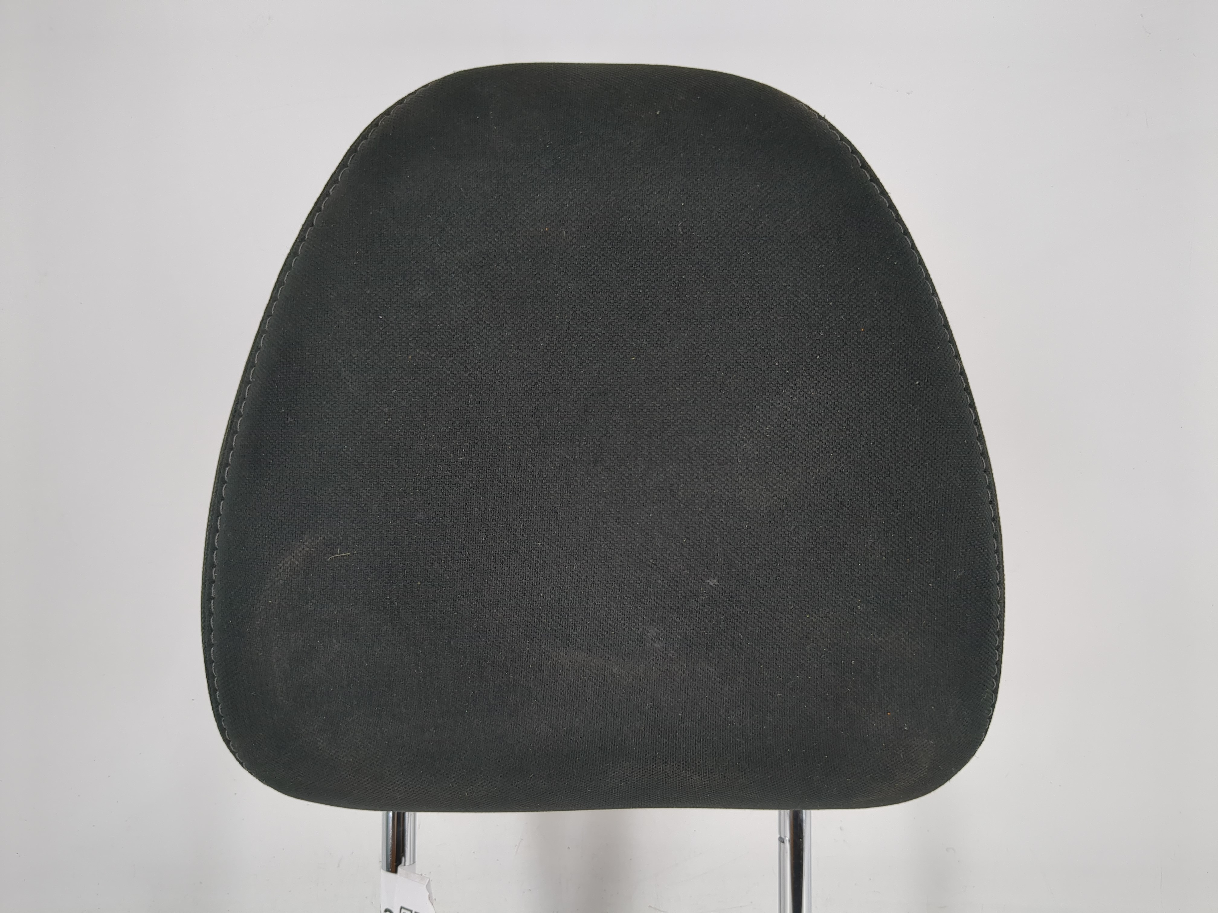 Picture of 2018-2020 Nissan Rogue Headrest Head Rest Front Driver Passenger Seat 1134000