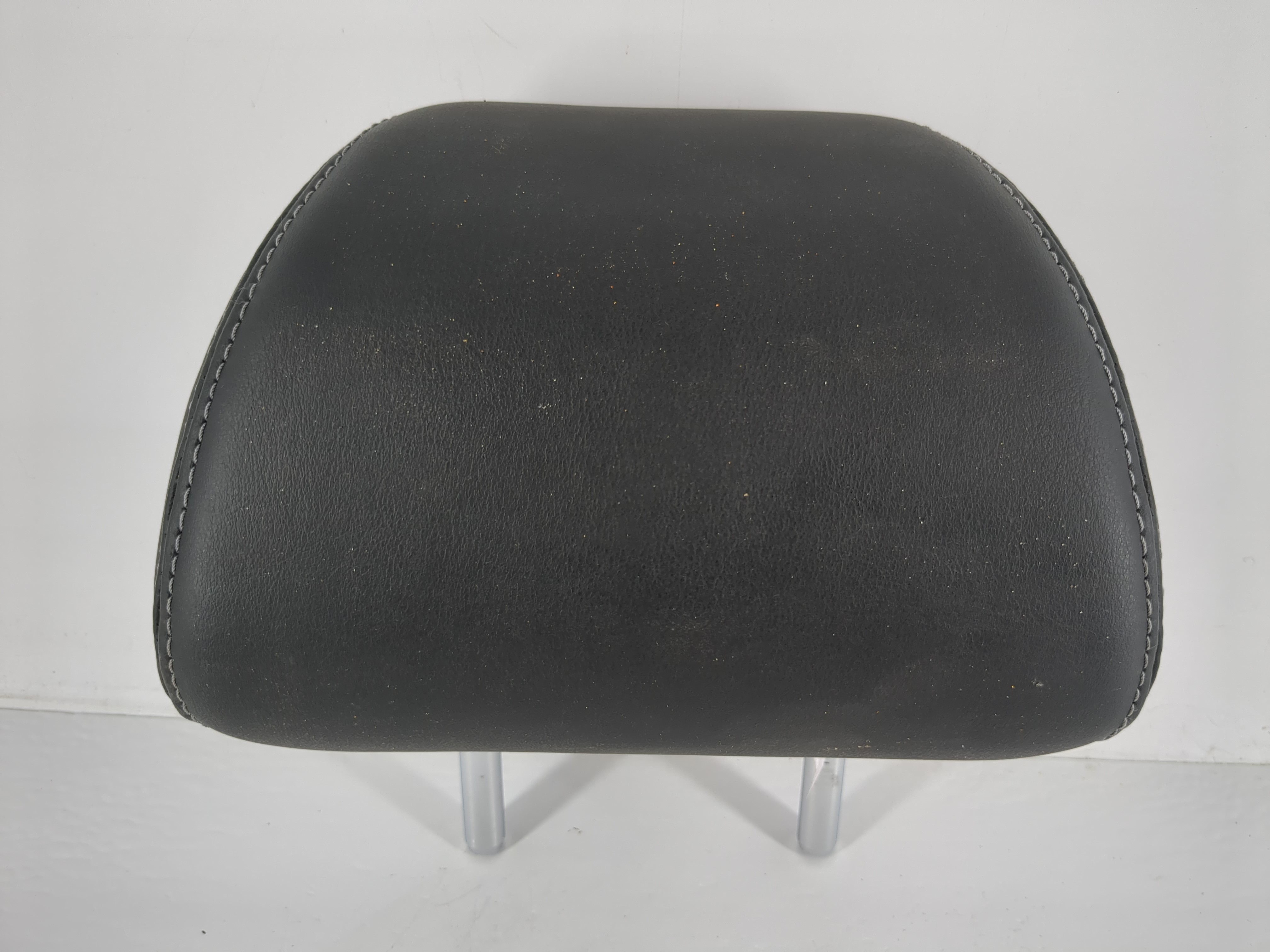 2016 Infiniti Q50 Headrest Head Rest Rear Seat Black 1134024 - Oemusedautoparts1.com