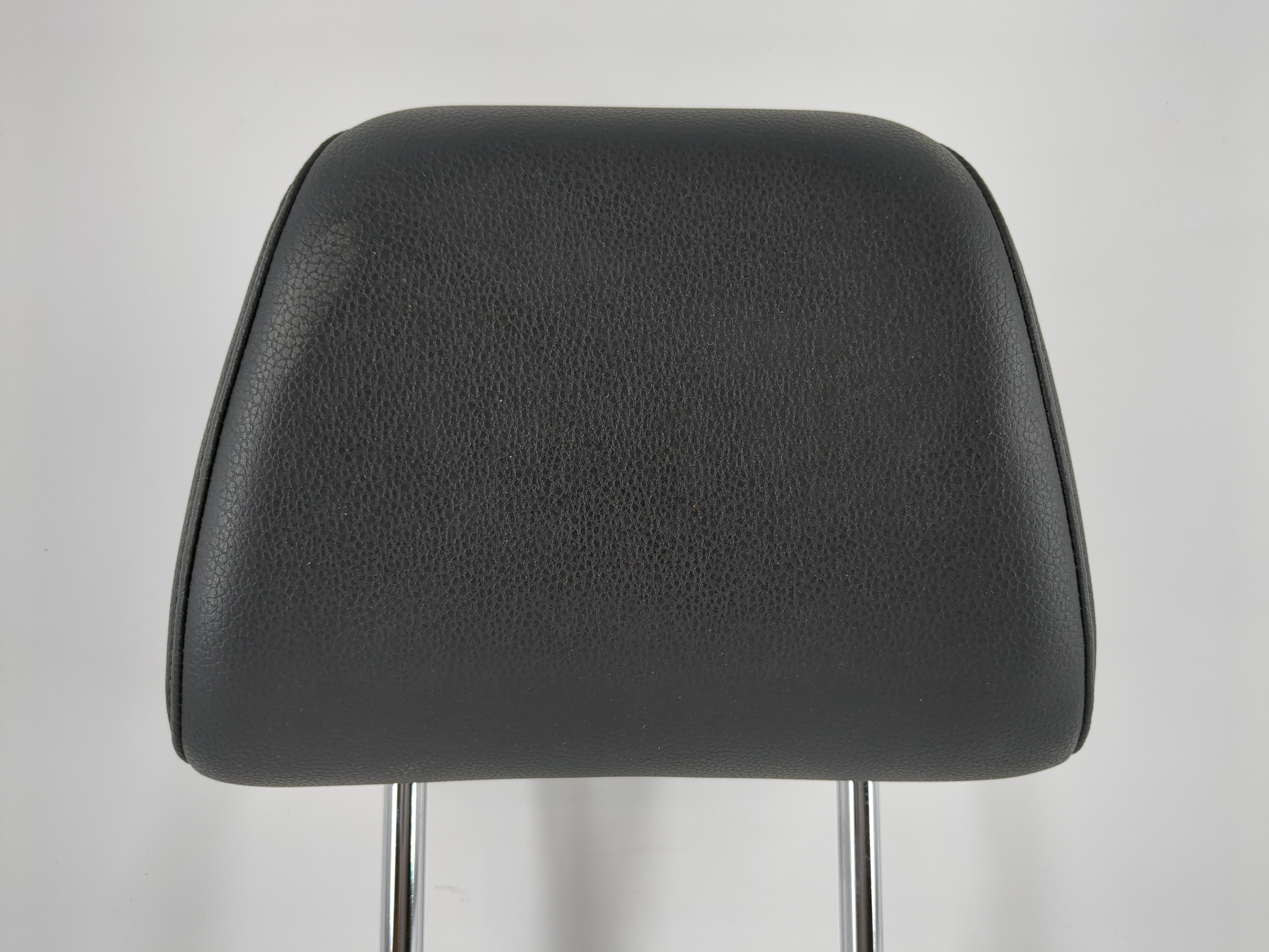Picture of 2011-2014 Volkswagen Jetta Headrest Head Rest Rear Seat Black 1134116