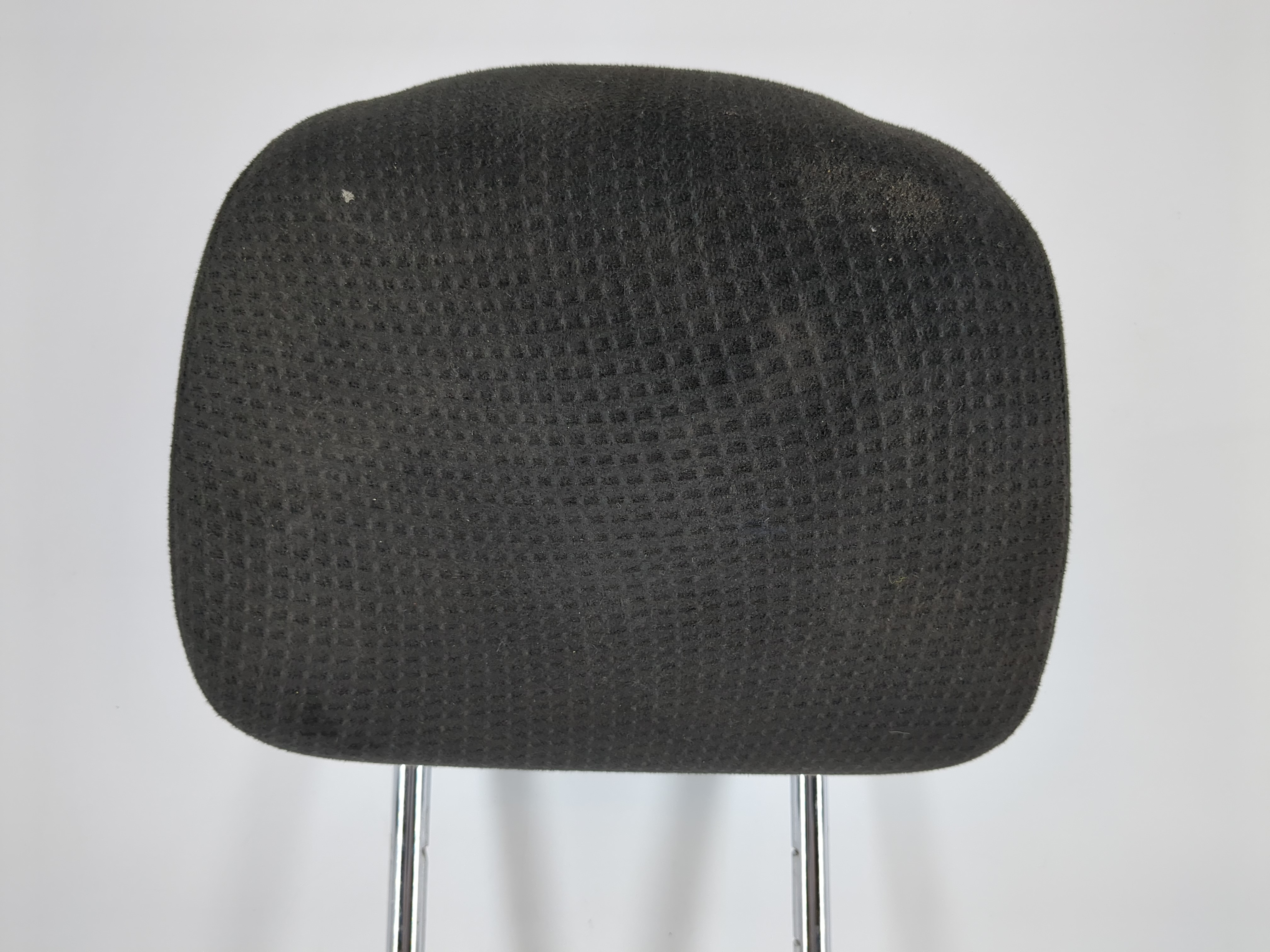 2011 Chrysler Town & Country Headrest Head Rest Front Driver Passenger Seat 1134136 - Oemusedautoparts1.com