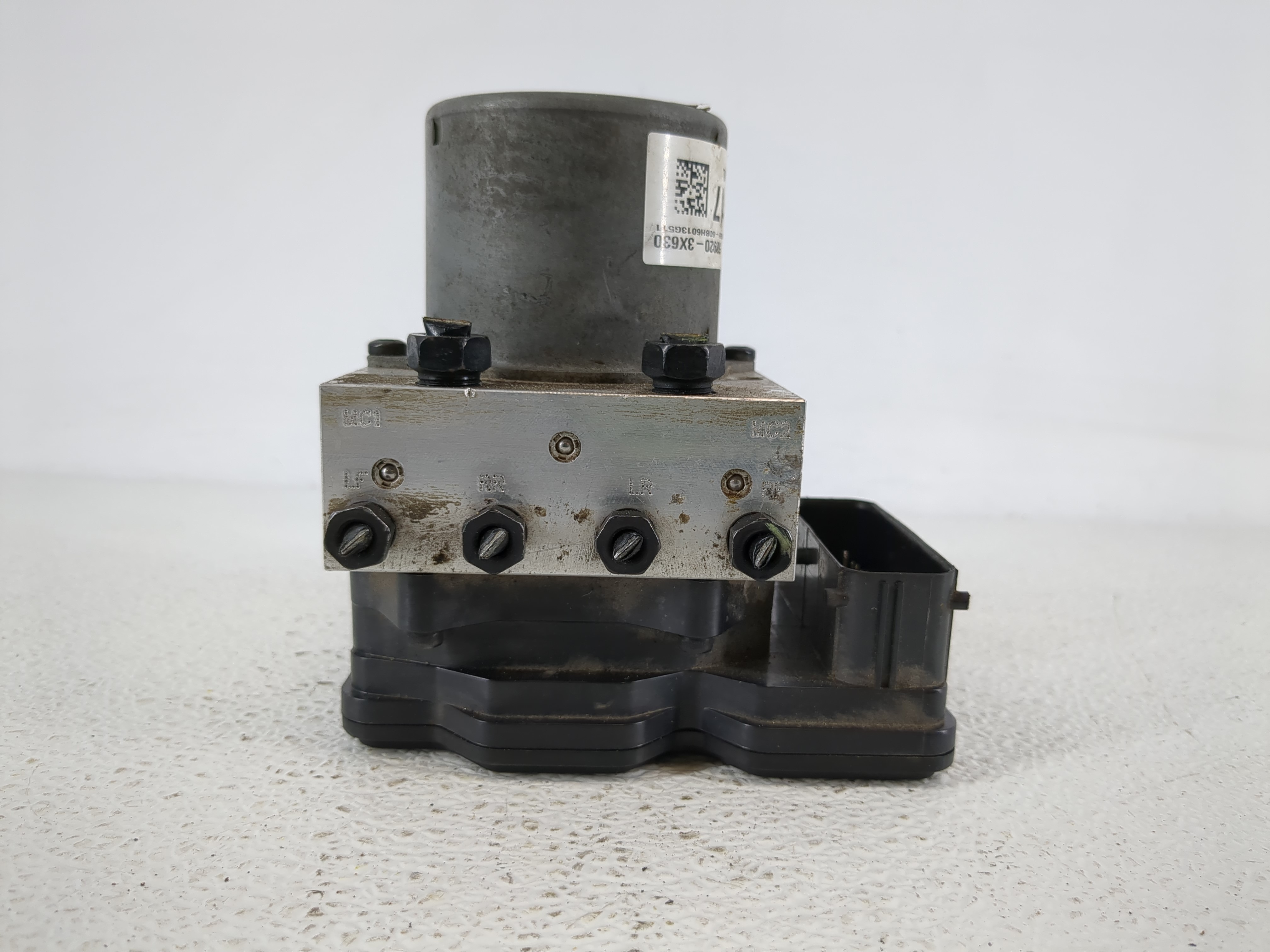 Picture of 2014-2016 Hyundai Elantra Abs Pump Control Module 1134229