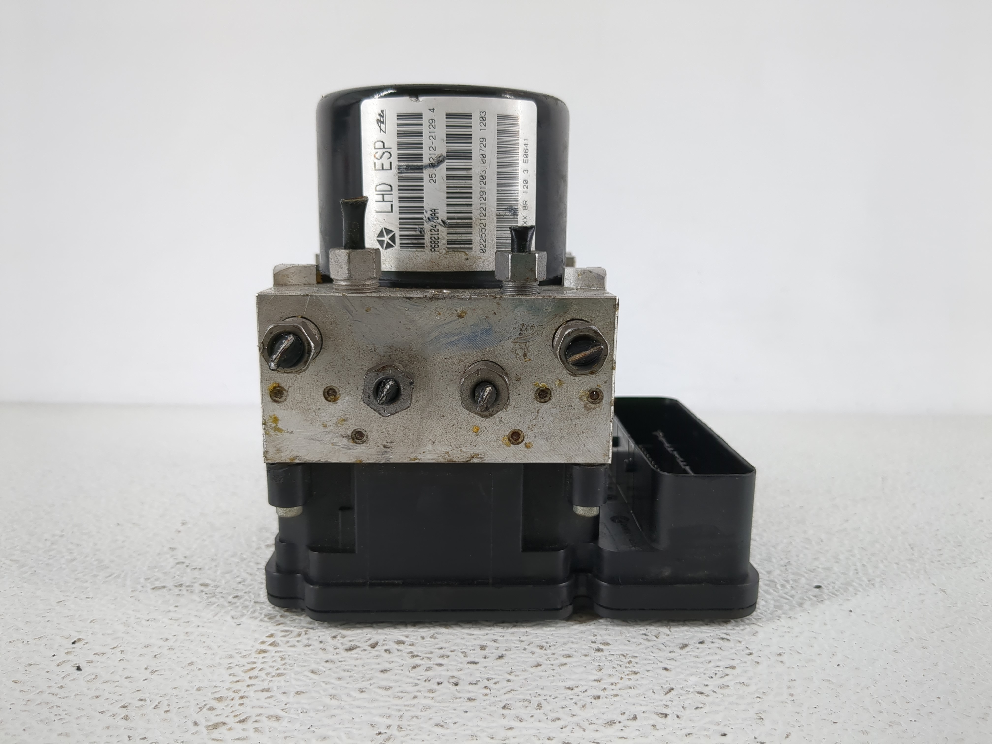 2014-2017 Jeep Patriot Abs Pump Control Module 1134259 - Oemusedautoparts1.com