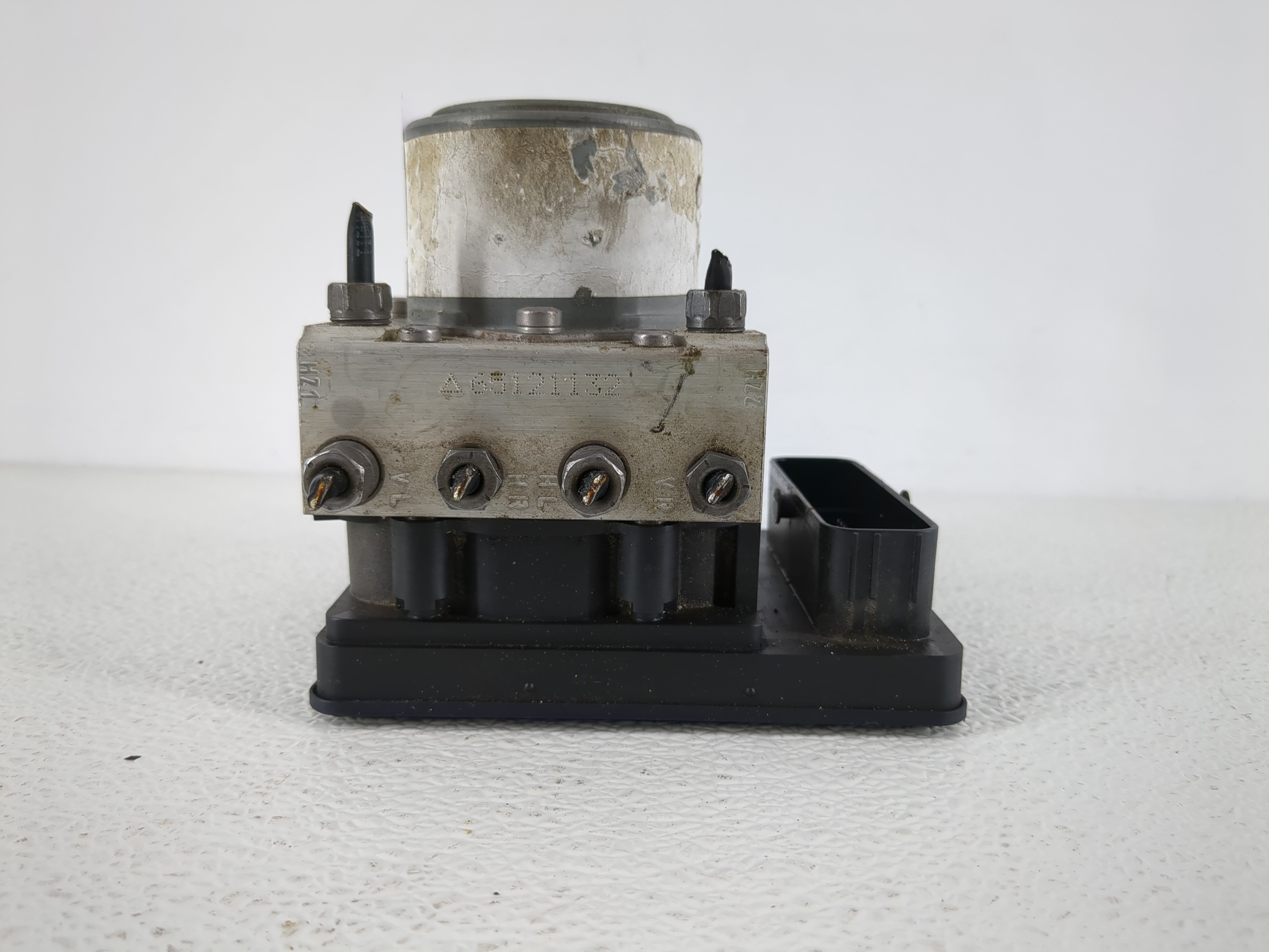 Picture of 2015-2015 Jeep Renegade Abs Pump Control Module 1134278
