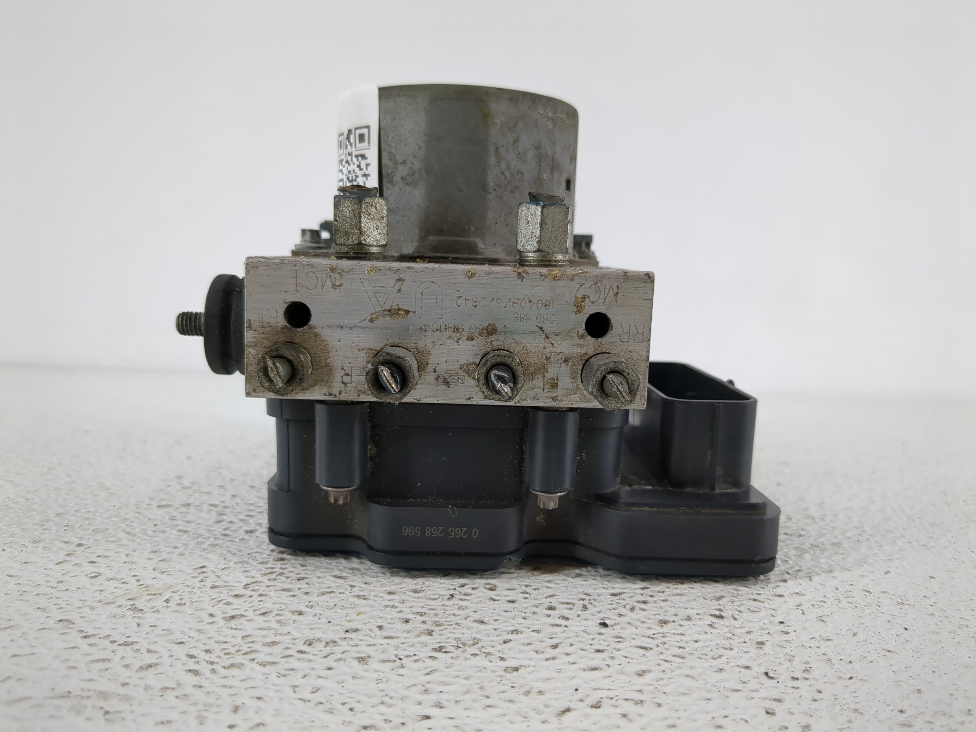 2017-2018 Nissan Altima Abs Pump Control Module 1134286 - Oemusedautoparts1.com