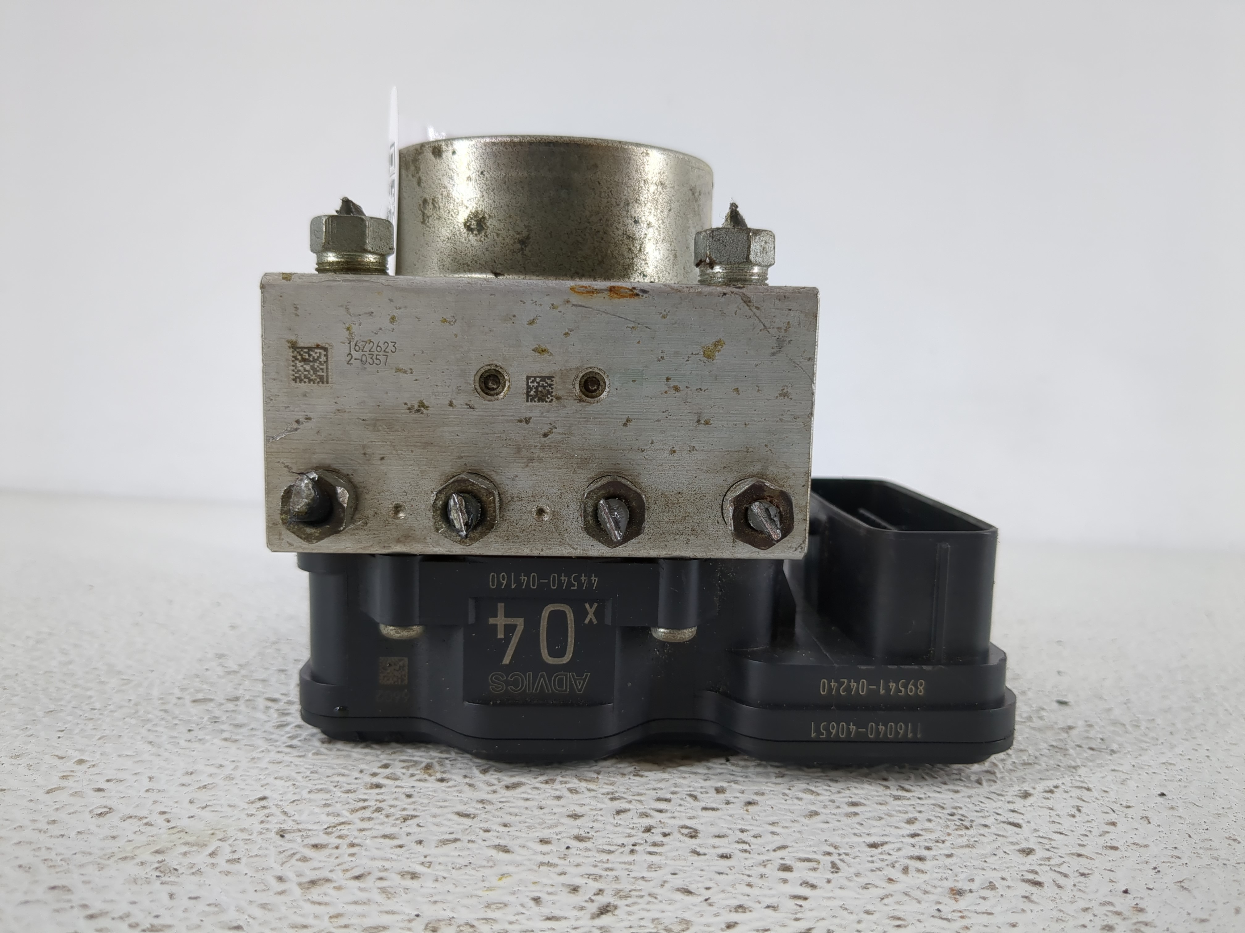 Picture of 2016-2017 Toyota Tacoma Abs Pump Control Module 1134288