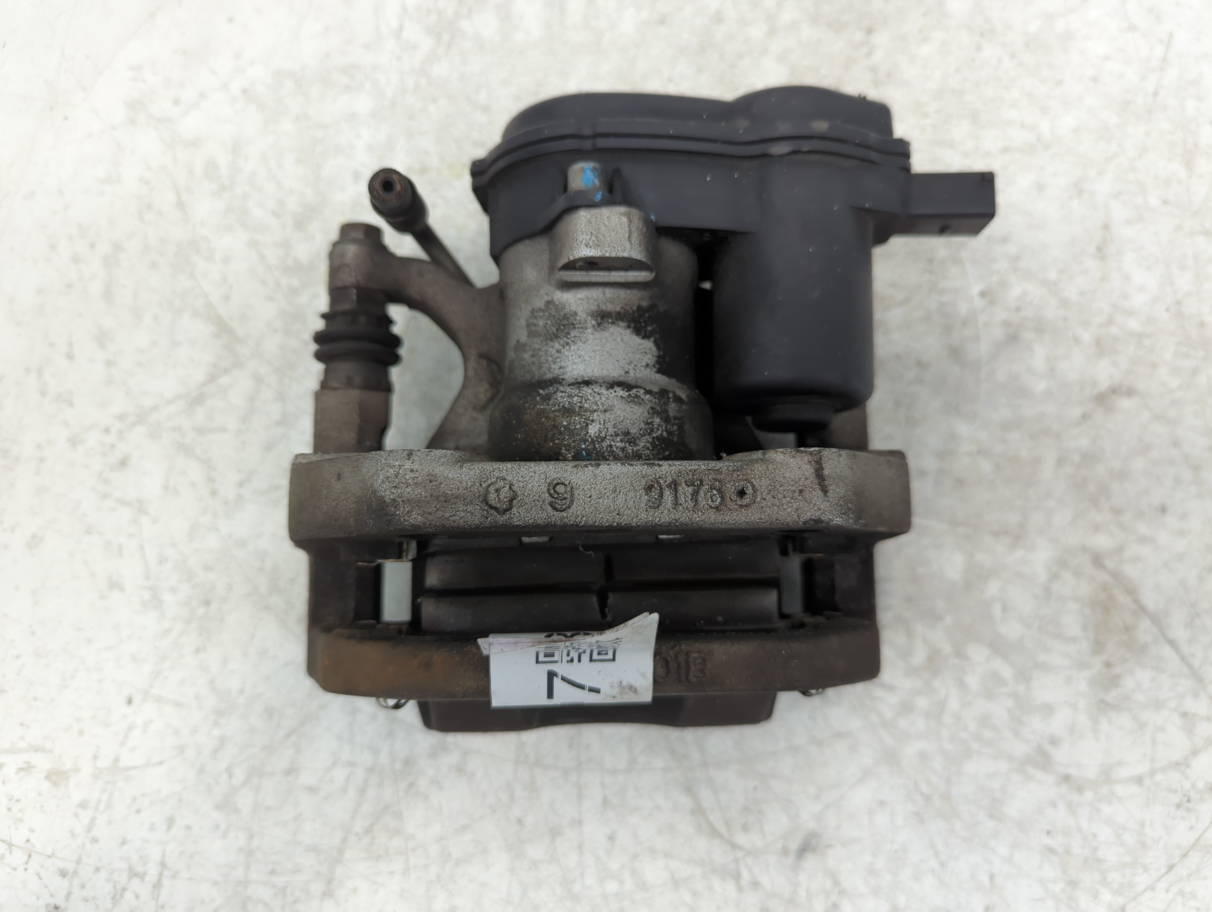 Picture of 2019 Honda Odyssey Rear Driver Left Brake Caliper 1134297