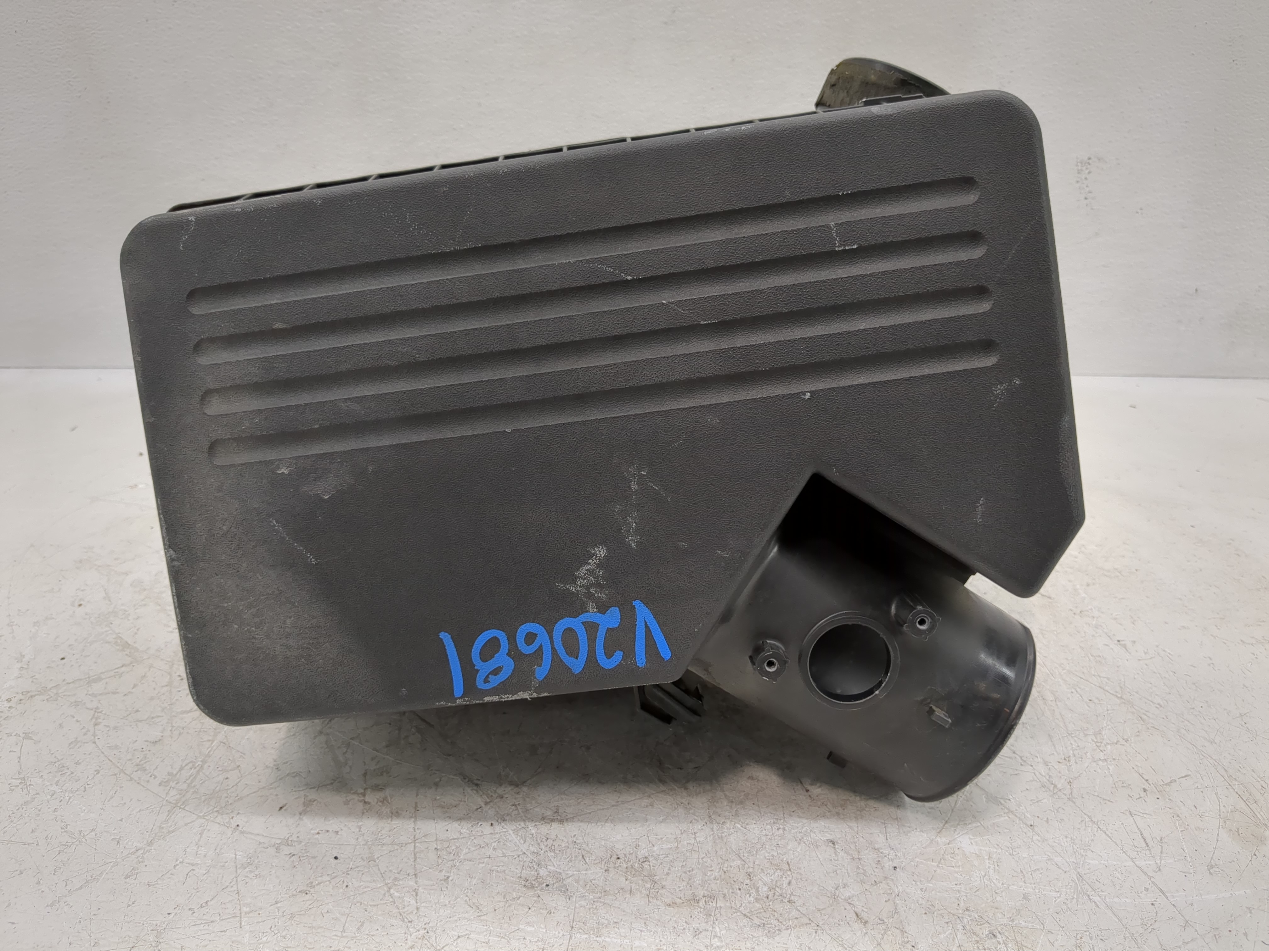 Picture of 2007-2011 Toyota Camry Air Cleaner Intake-duct Hose Tube 1134339
