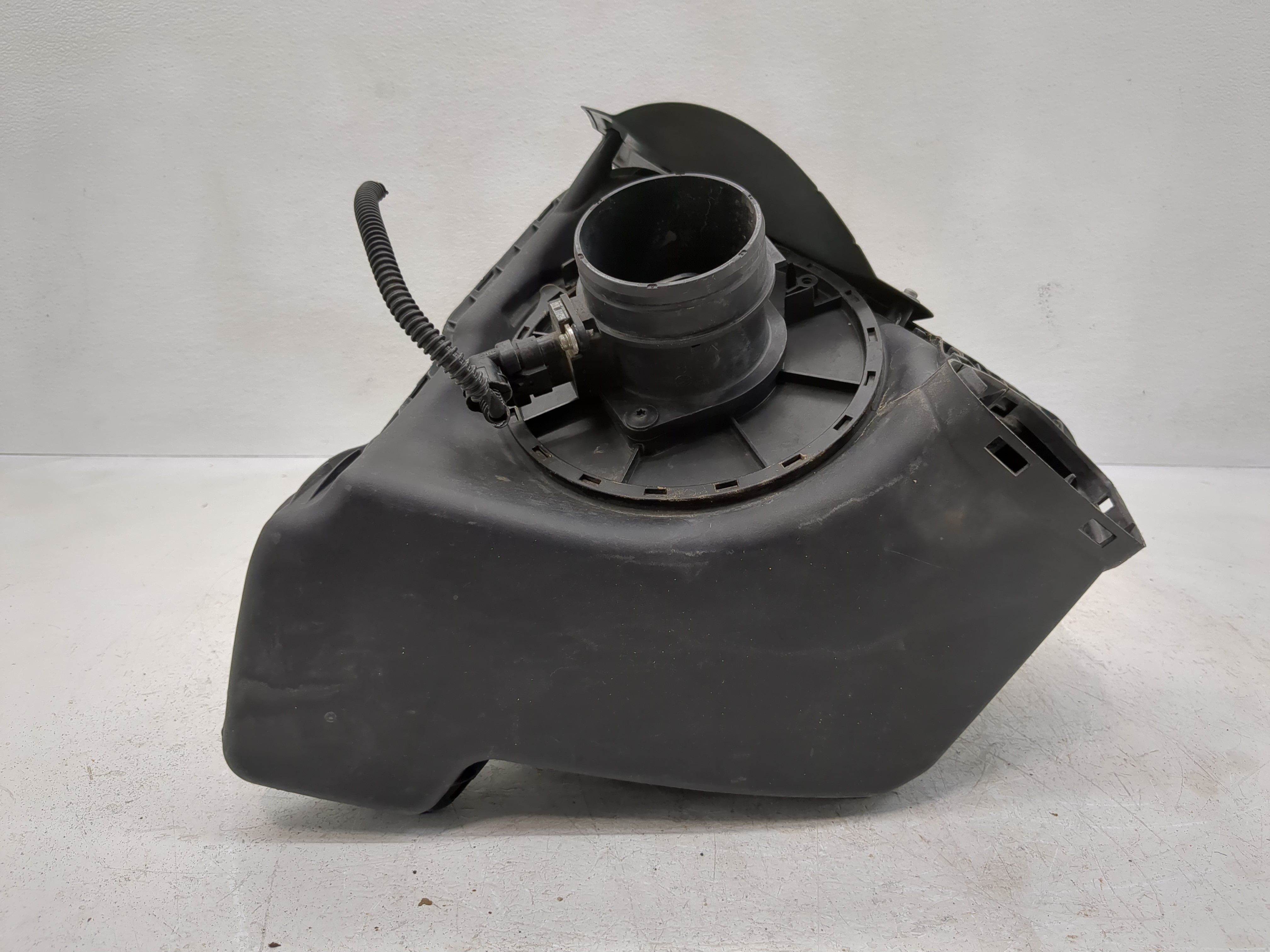 Picture of 2012-2016 Audi A6 Air Cleaner Intake-duct Hose Tube 1134340