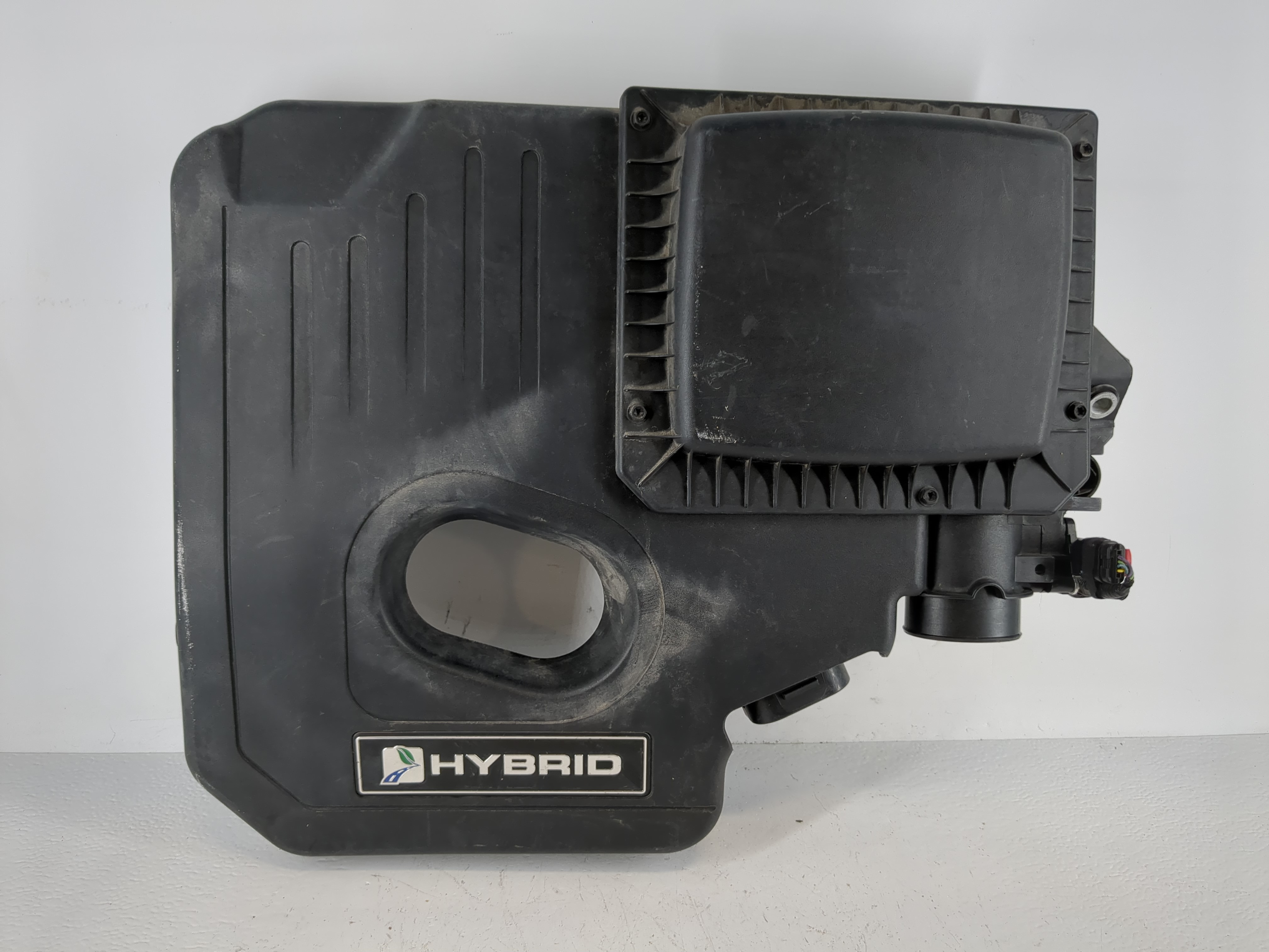 Picture of 2017 Ford Fusion Engine Cover 1134346