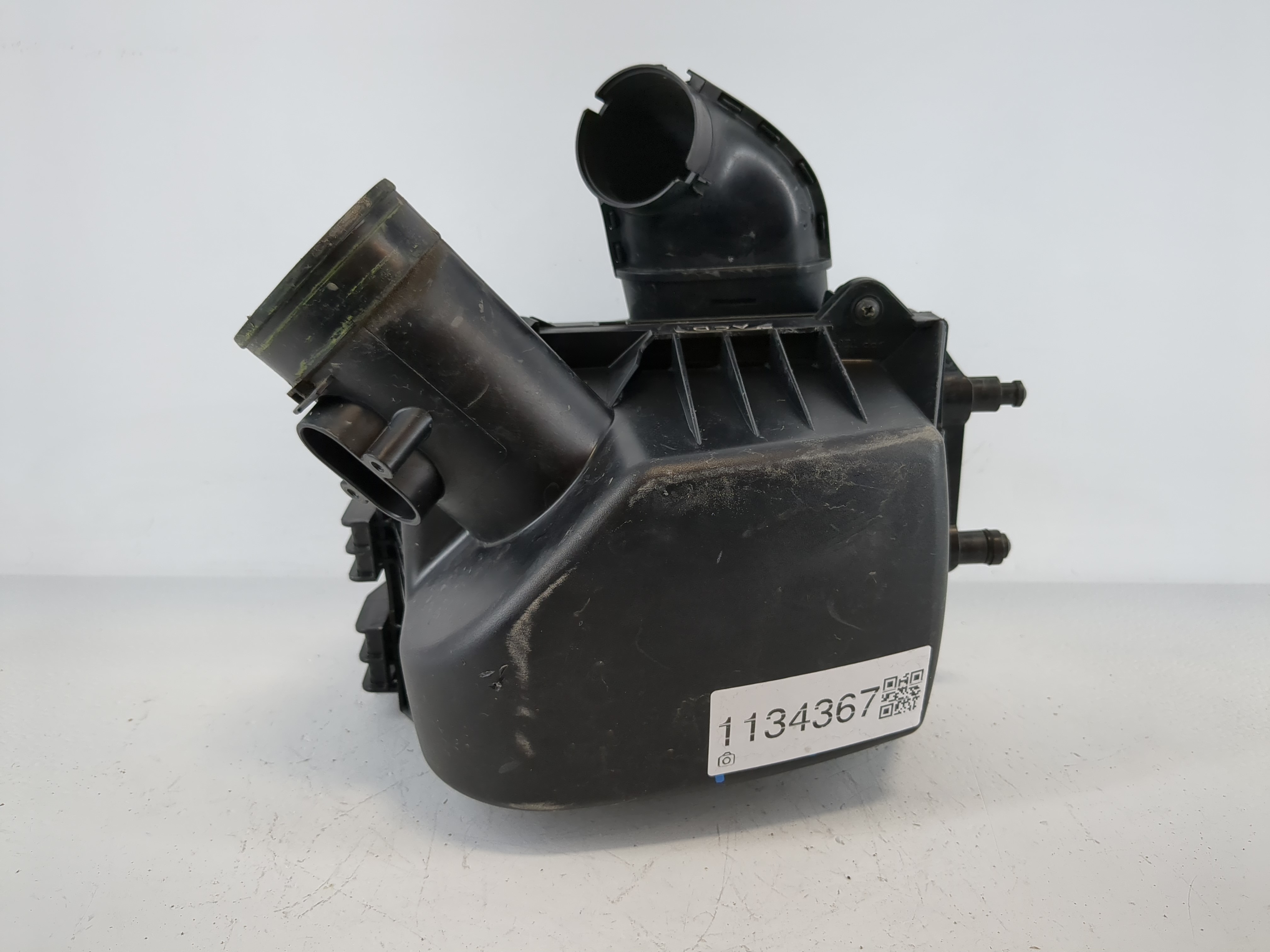 Picture of 2013-2021 Buick Encore Air Cleaner Intake-duct Hose Tube 1134367