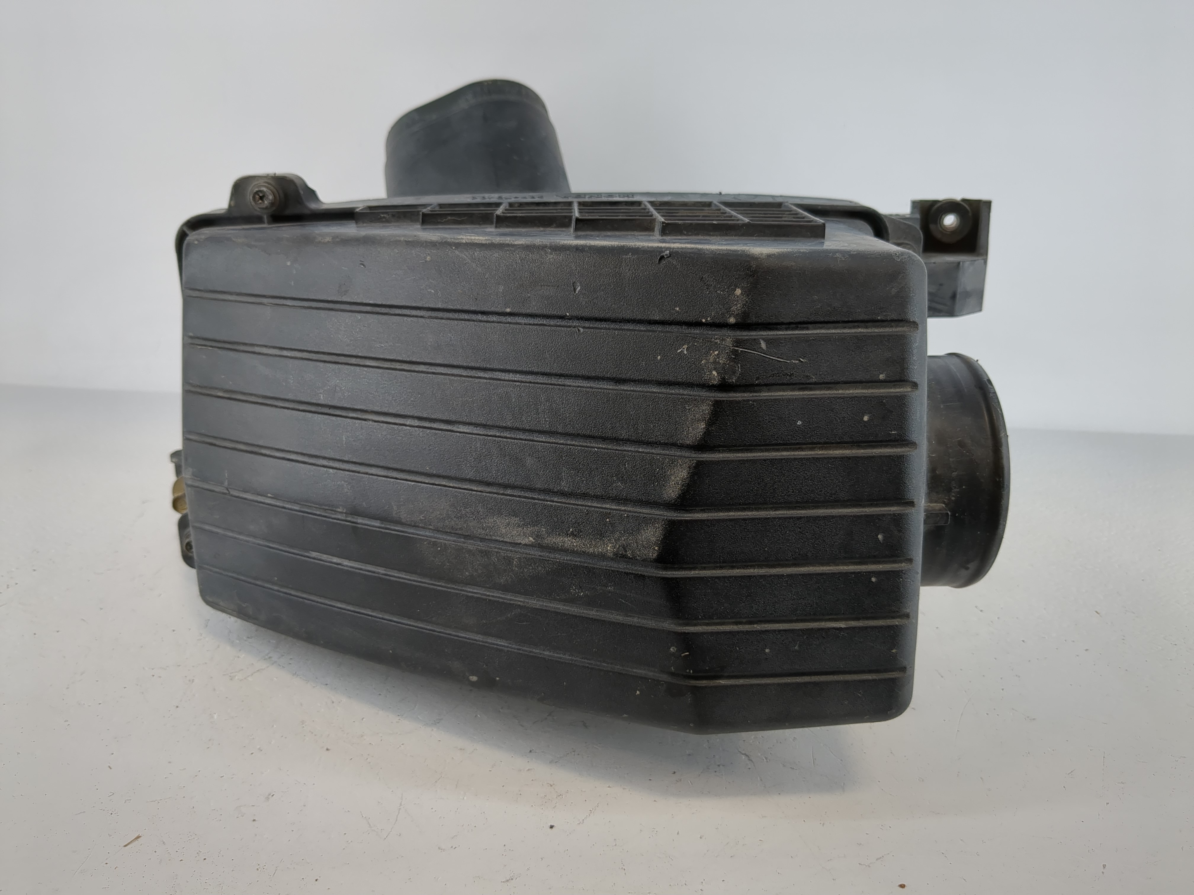 Picture of 2005-2006 Honda Odyssey Air Cleaner Intake-duct Hose Tube 1134373