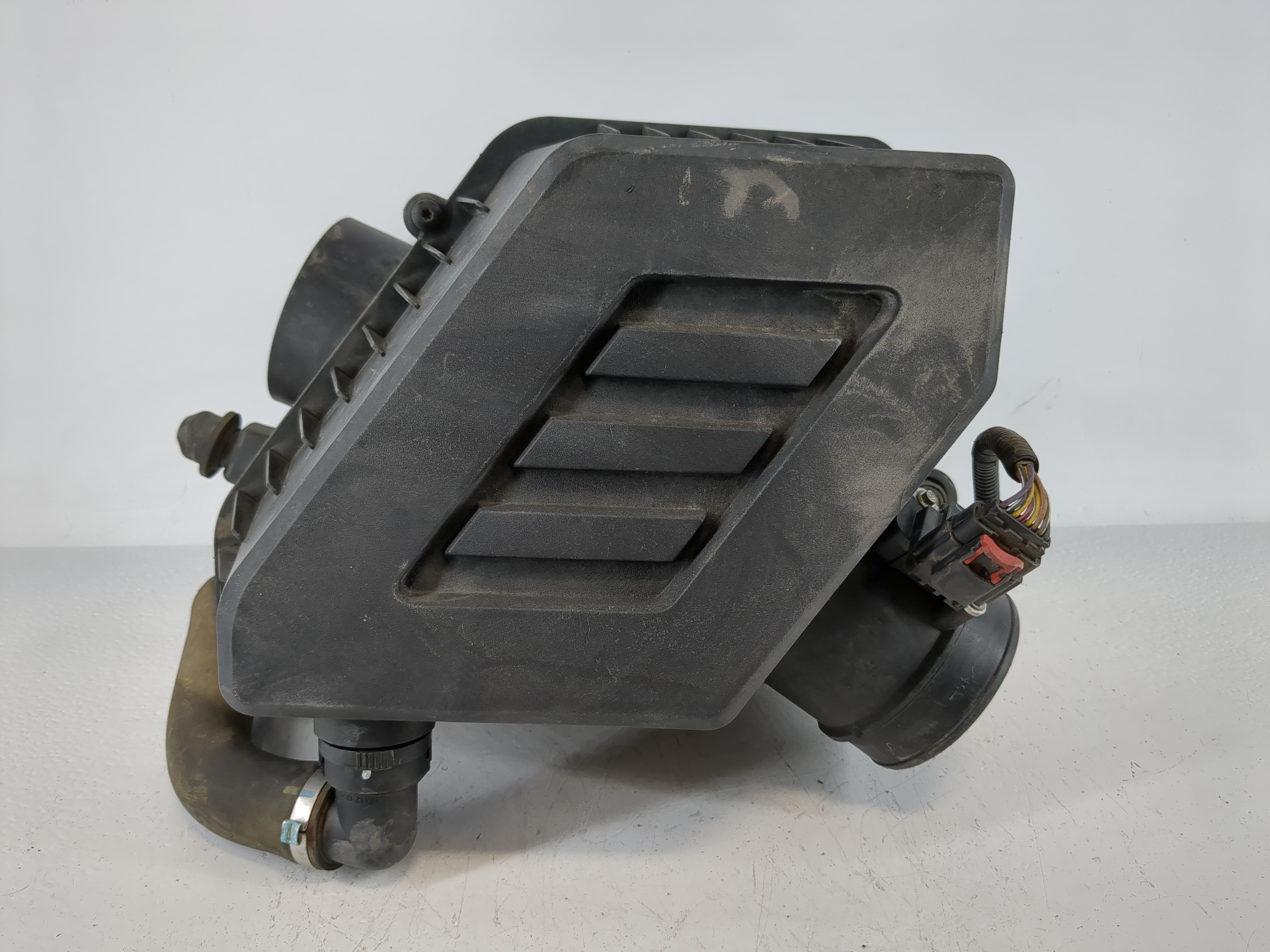 Picture of 2012-2016 Chevrolet Equinox Air Cleaner Intake-duct Hose Tube 1134378