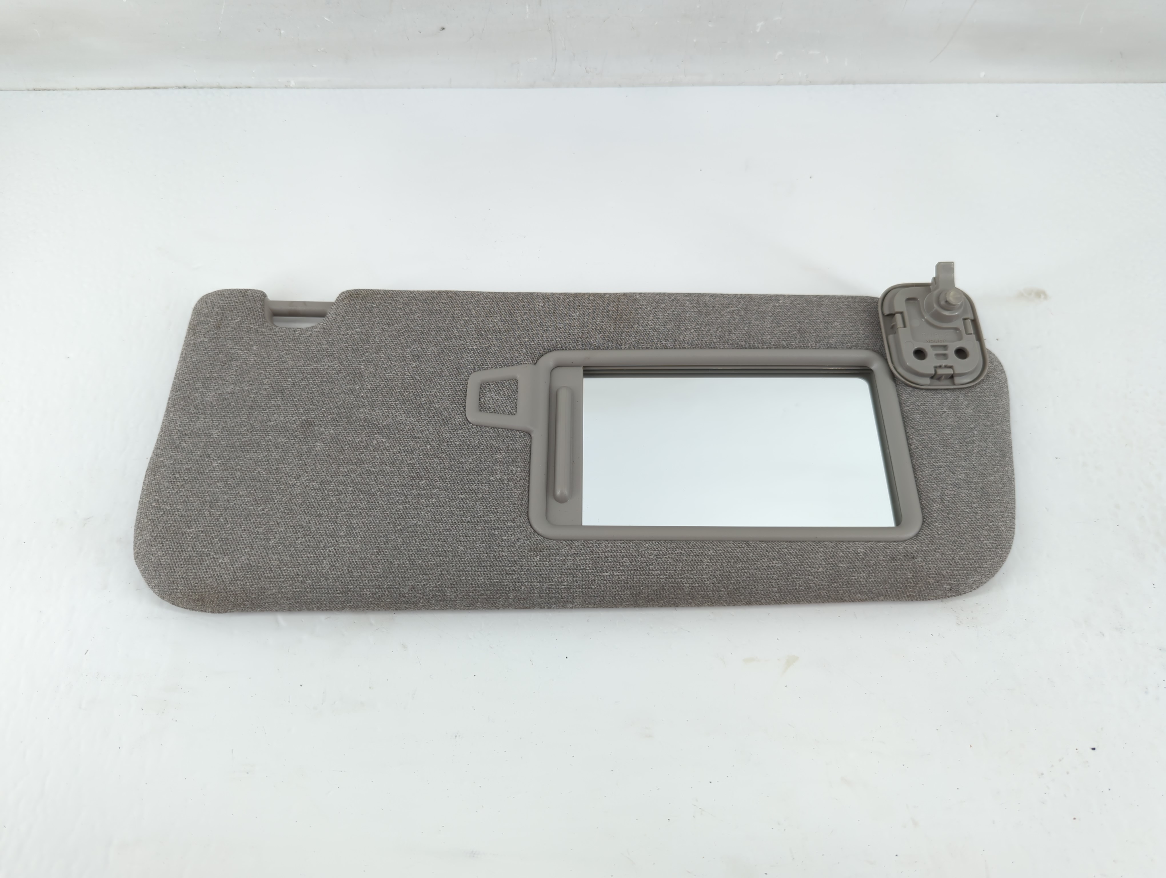 Picture of 2019-2021 Hyundai Santa Fe Passenger Sun Visor Mirror Right Sunvisor 1135389