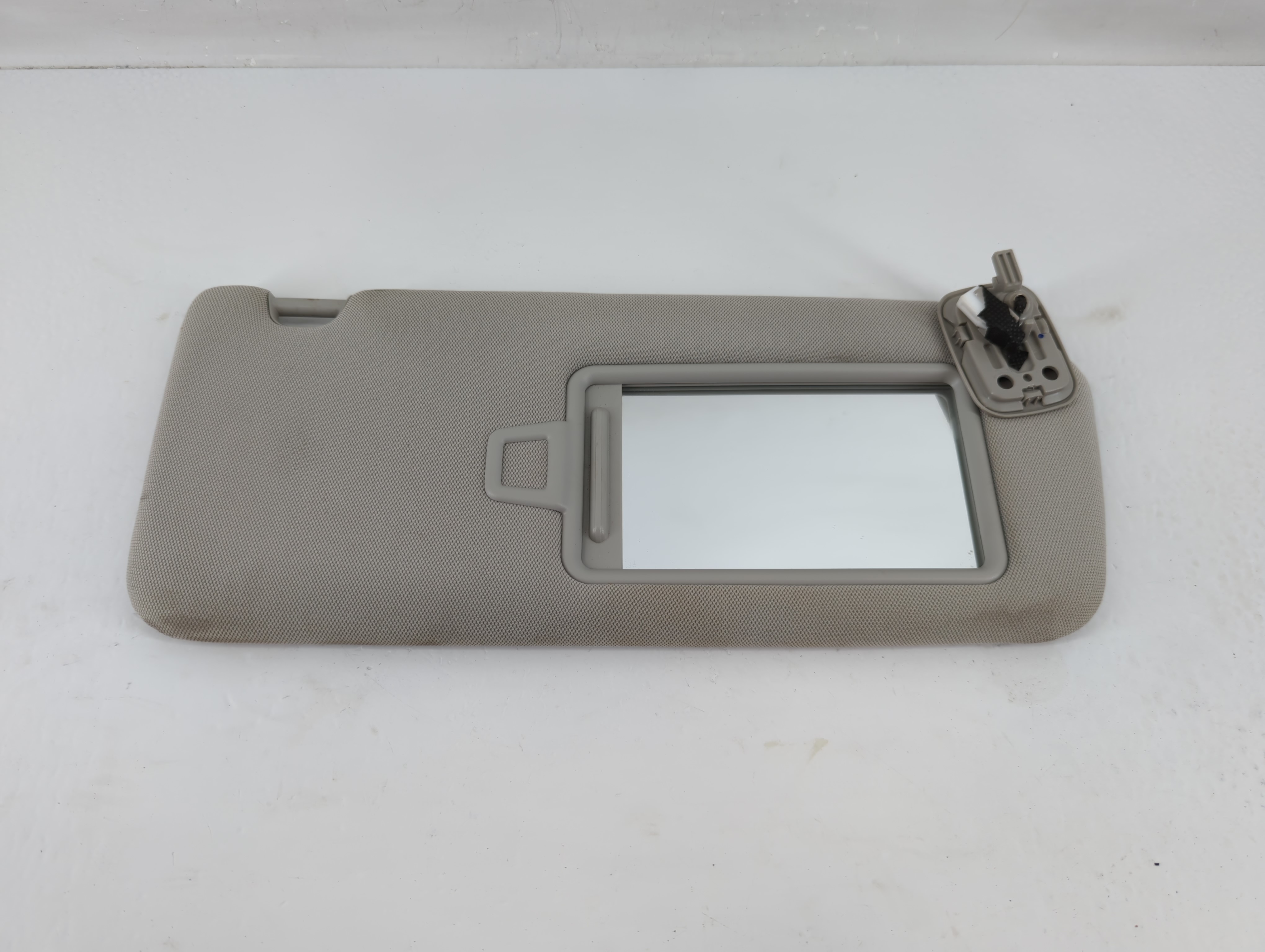 Picture of 2016-2020 Kia Optima Passenger Sun Visor Mirror Right Sunvisor Grey 1135391