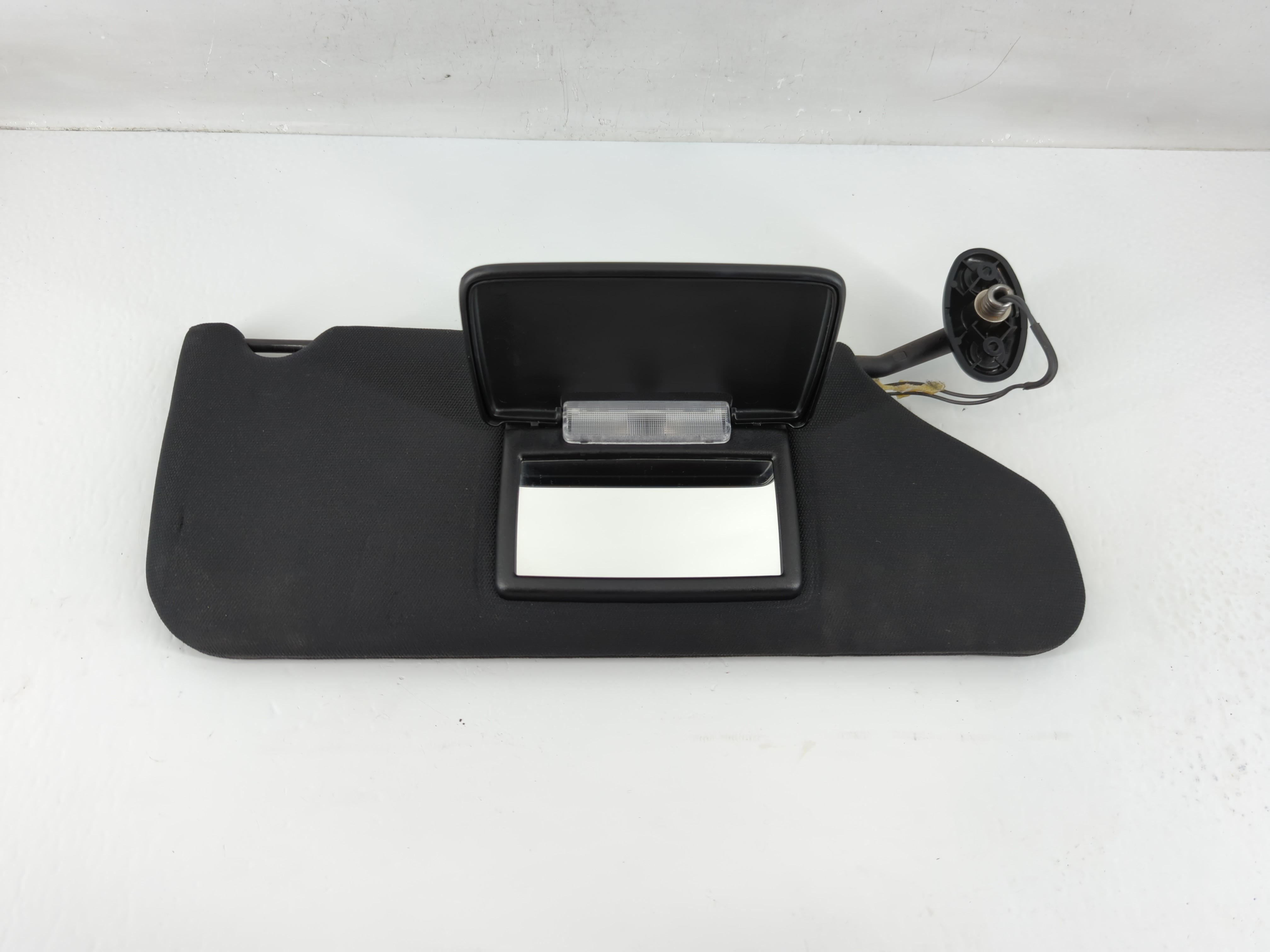 Picture of 2011-2014 Chrysler 200 Passenger Sun Visor Mirror Right Sunvisor Black 1135722