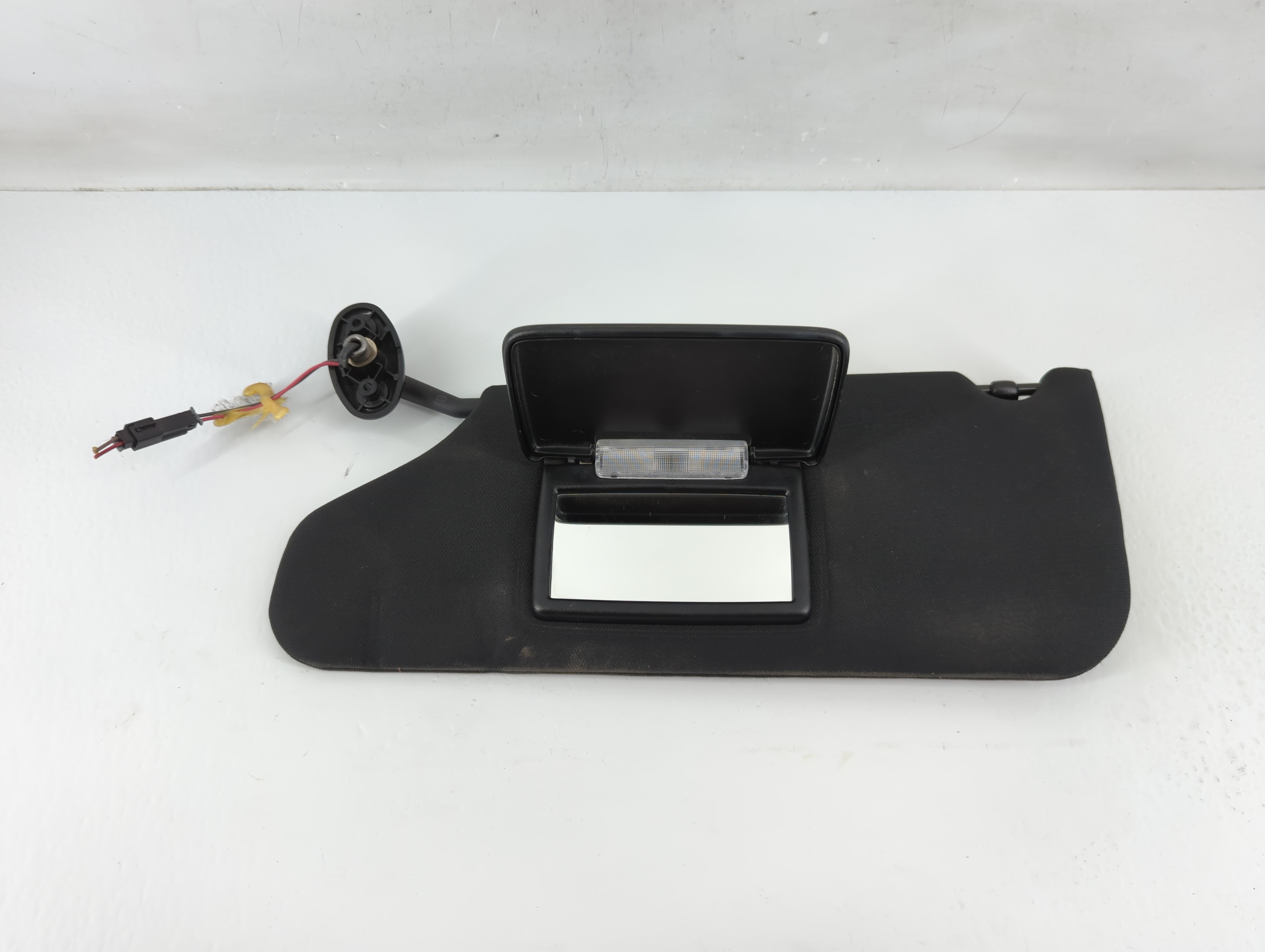 Picture of 2011-2014 Chrysler 200 Driver Sun Visor Mirror Left Sunvisor Black 1135723