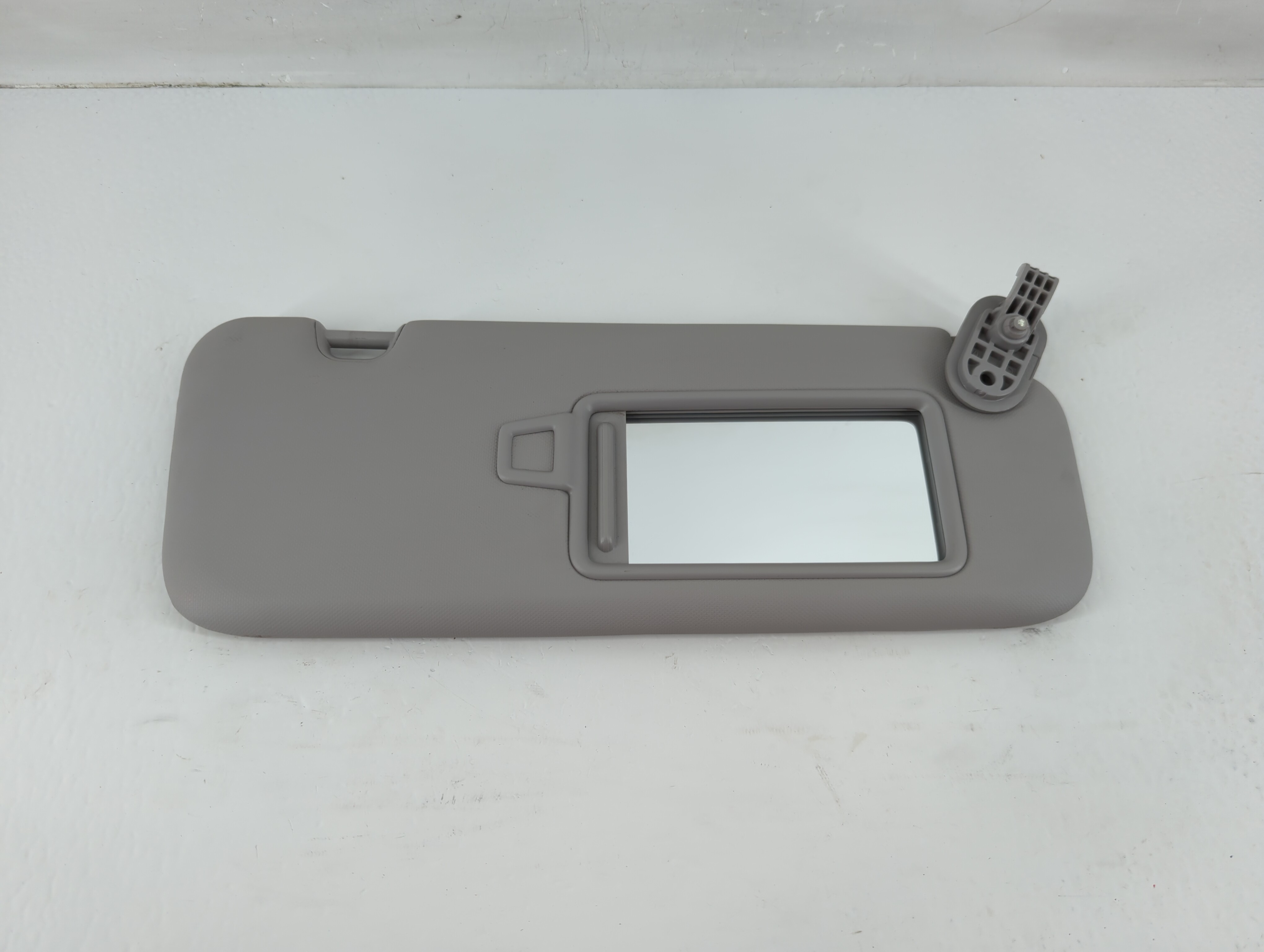 Picture of 2017-2020 Hyundai Elantra Passenger Sun Visor Mirror Right Sunvisor Grey 1136358