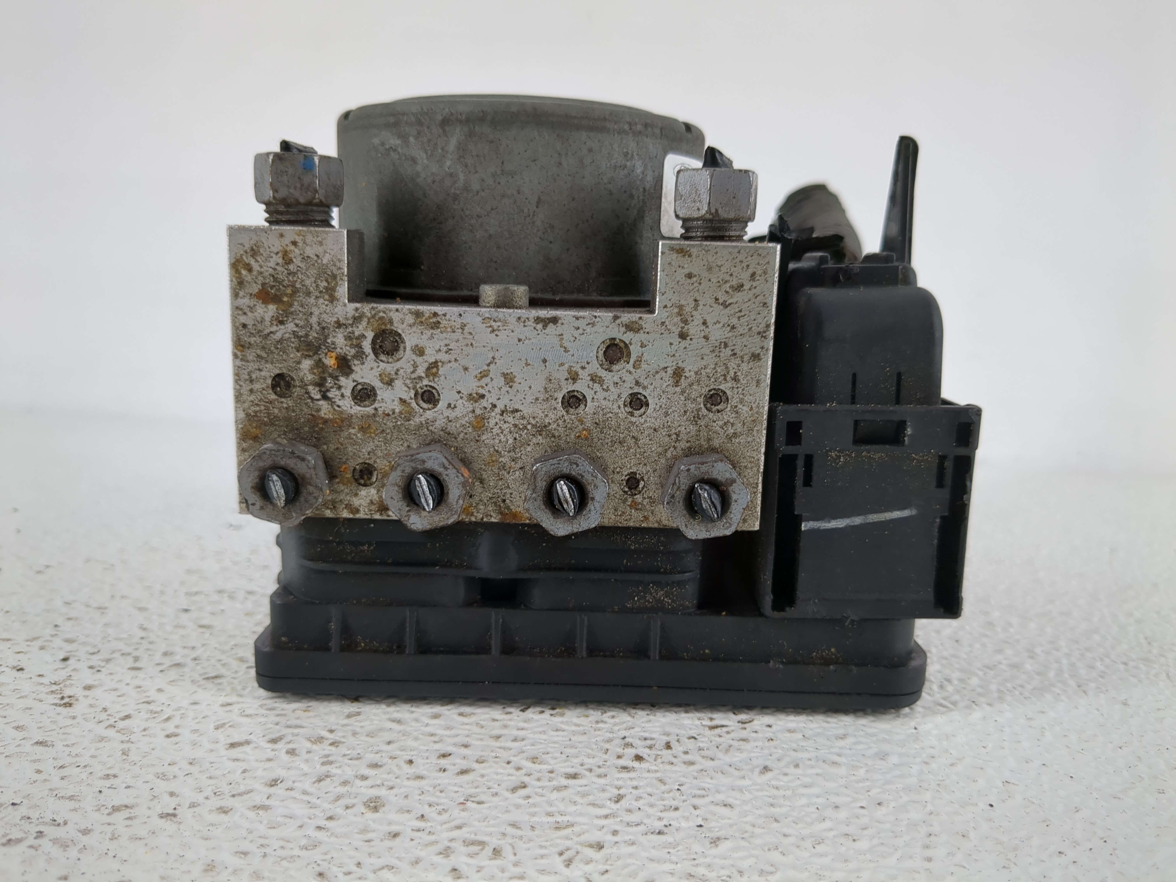 Picture of 2014-2016 Ford Fusion Abs Pump Control Module 1136843