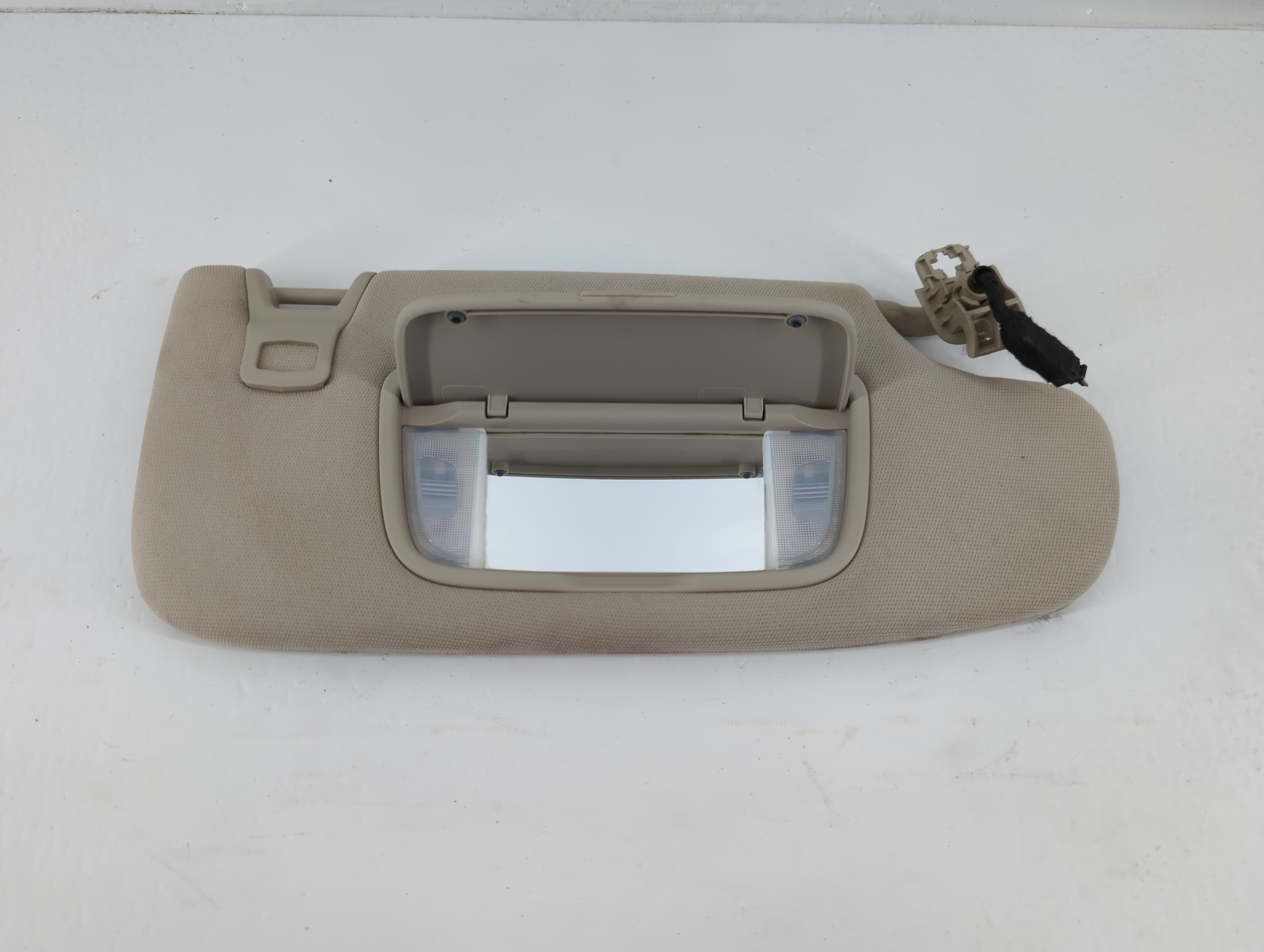 Picture of 2017-2020 Ford Fusion Passenger Sun Visor Mirror Right Sunvisor 1137033