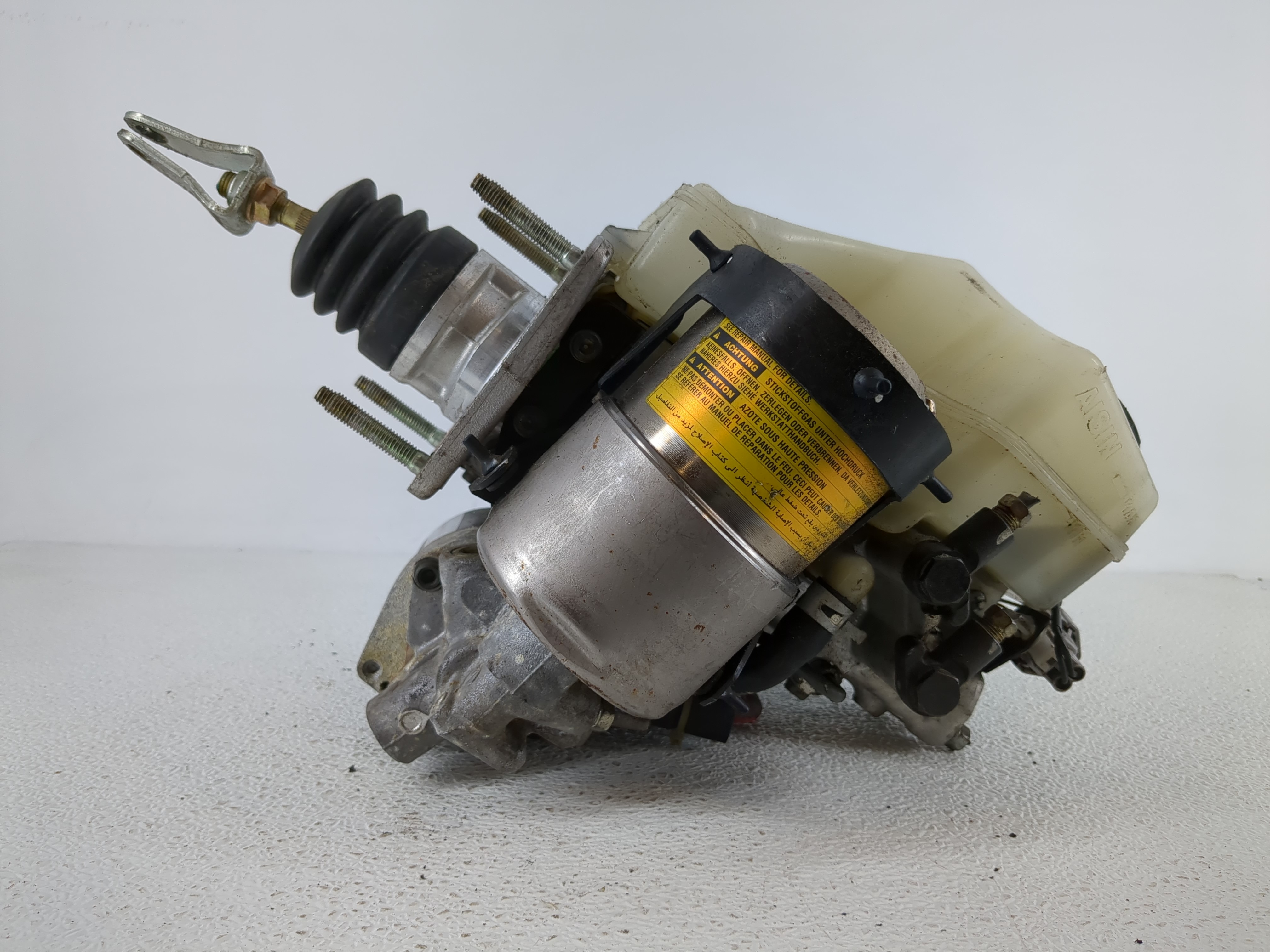 Picture of 2001-2005 Lexus Gs430 Abs Pump Control Module 1137044