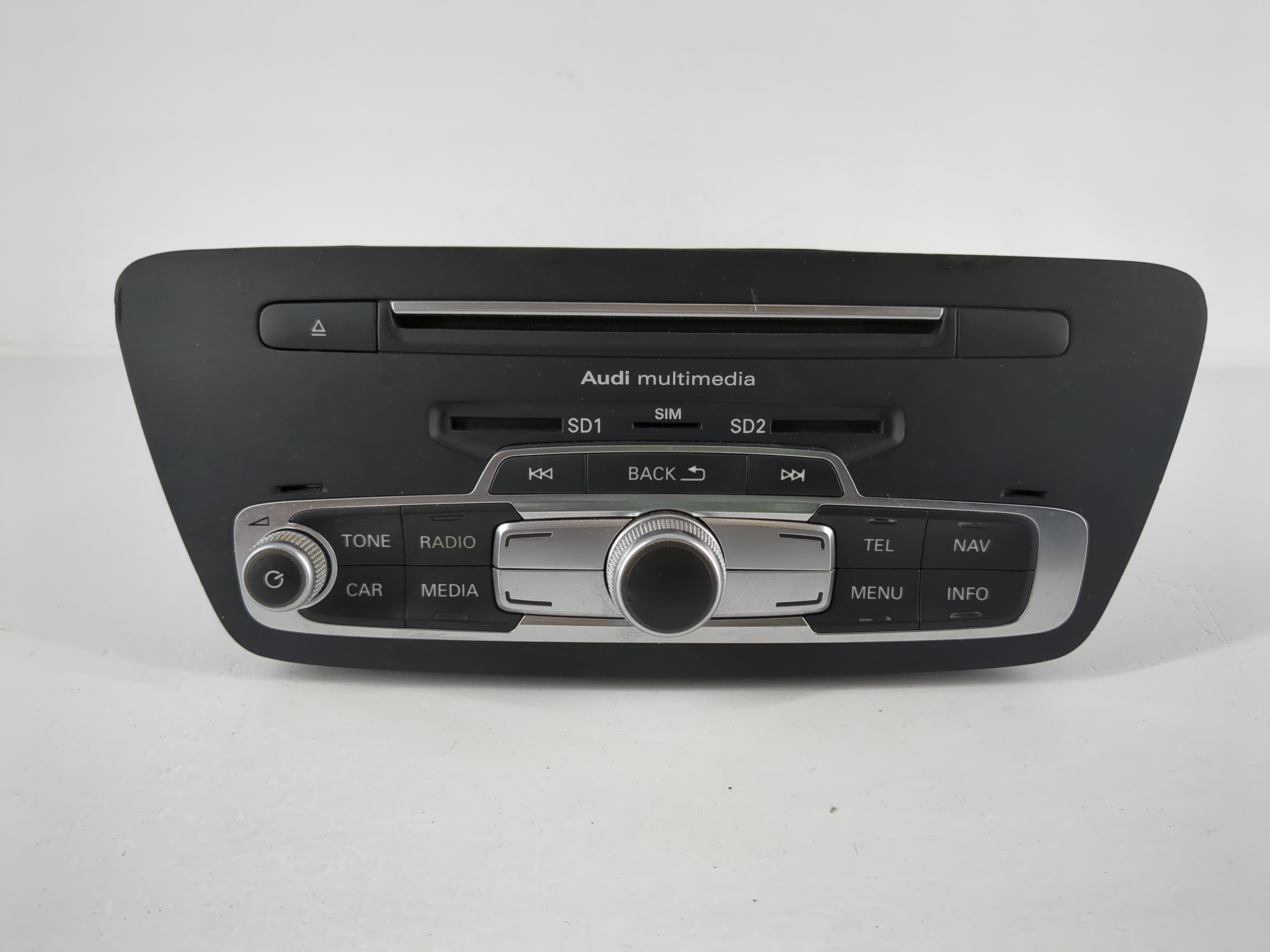 Picture of 2015-2016 Audi Q3 Am Fm Cd Player Radio Receiver 1137079