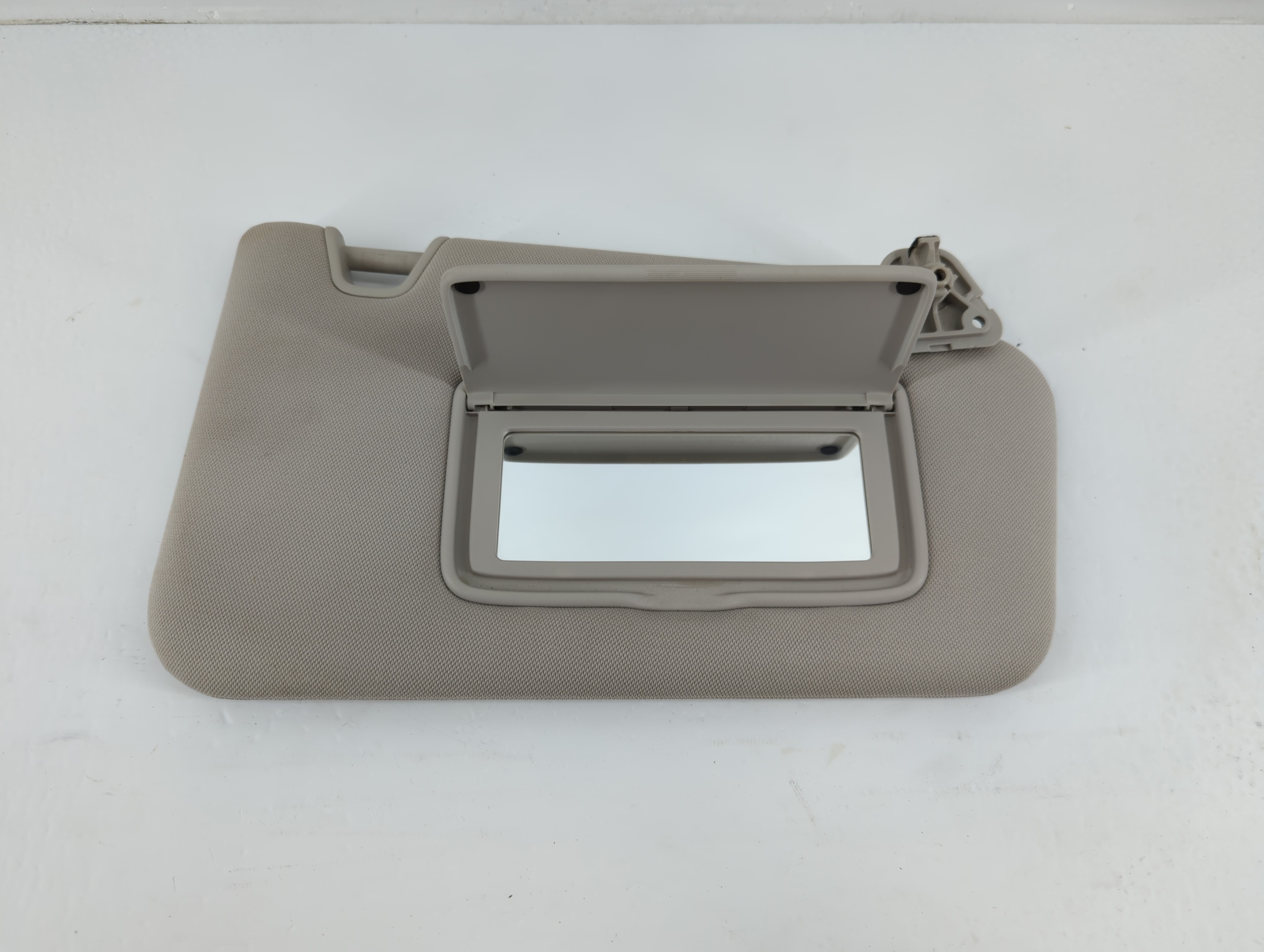 Picture of 2014-2014 Nissan Juke Passenger Sun Visor Mirror Right Sunvisor Grey 1137089
