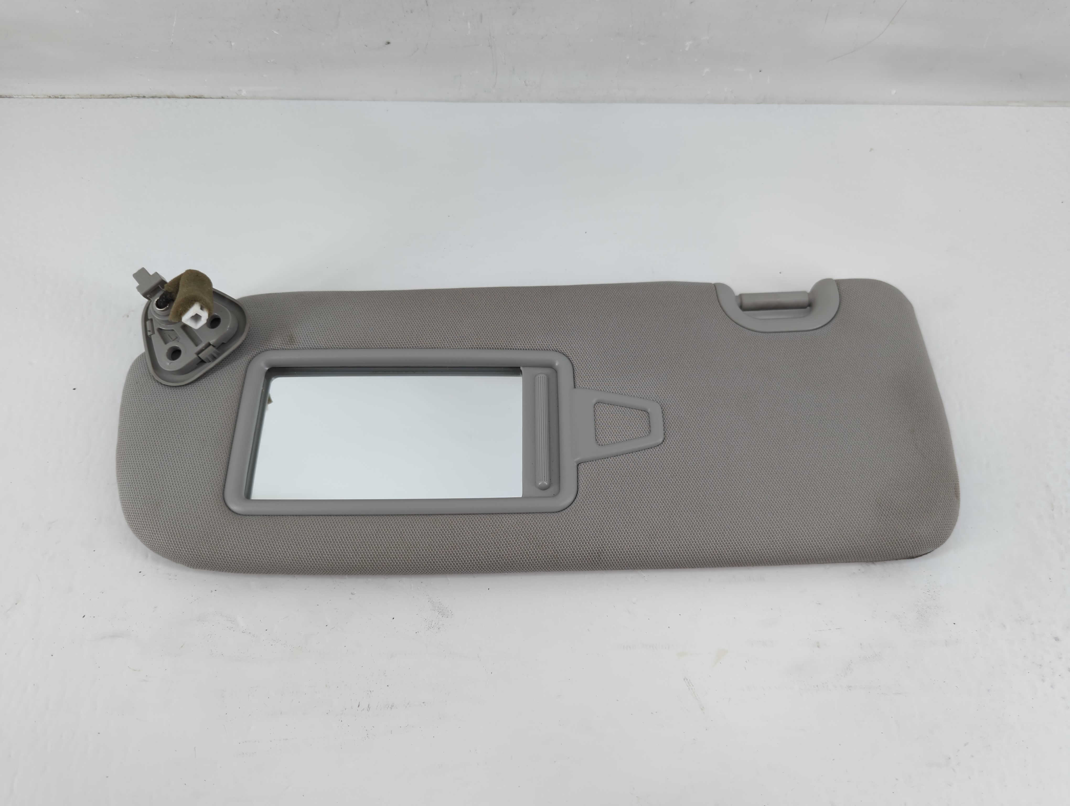 Picture of 2013-2019 Hyundai Santa Fe Passenger Sun Visor Mirror Right Sunvisor 1137107