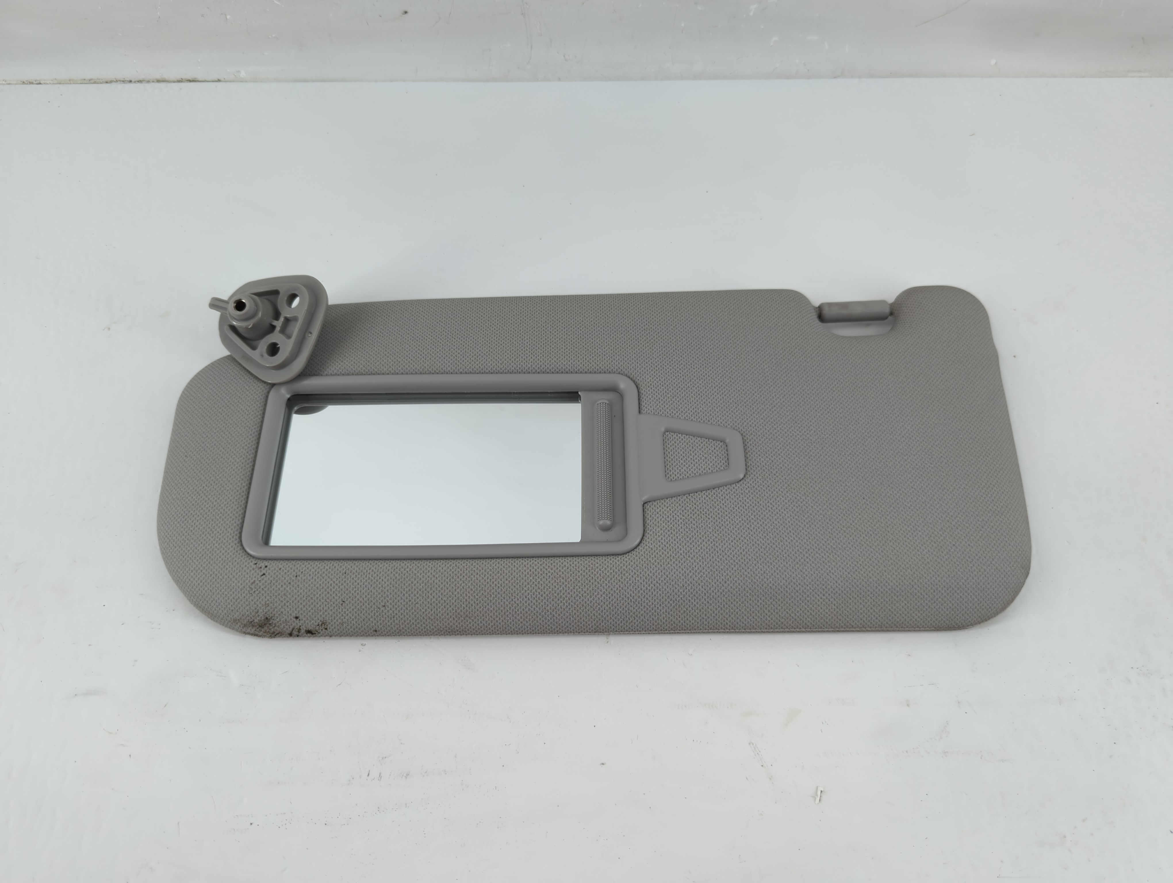 2010-2015 Hyundai Tucson Driver Sun Visor Mirror Left Sunvisor Grey 1137239 - Oemusedautoparts1.com