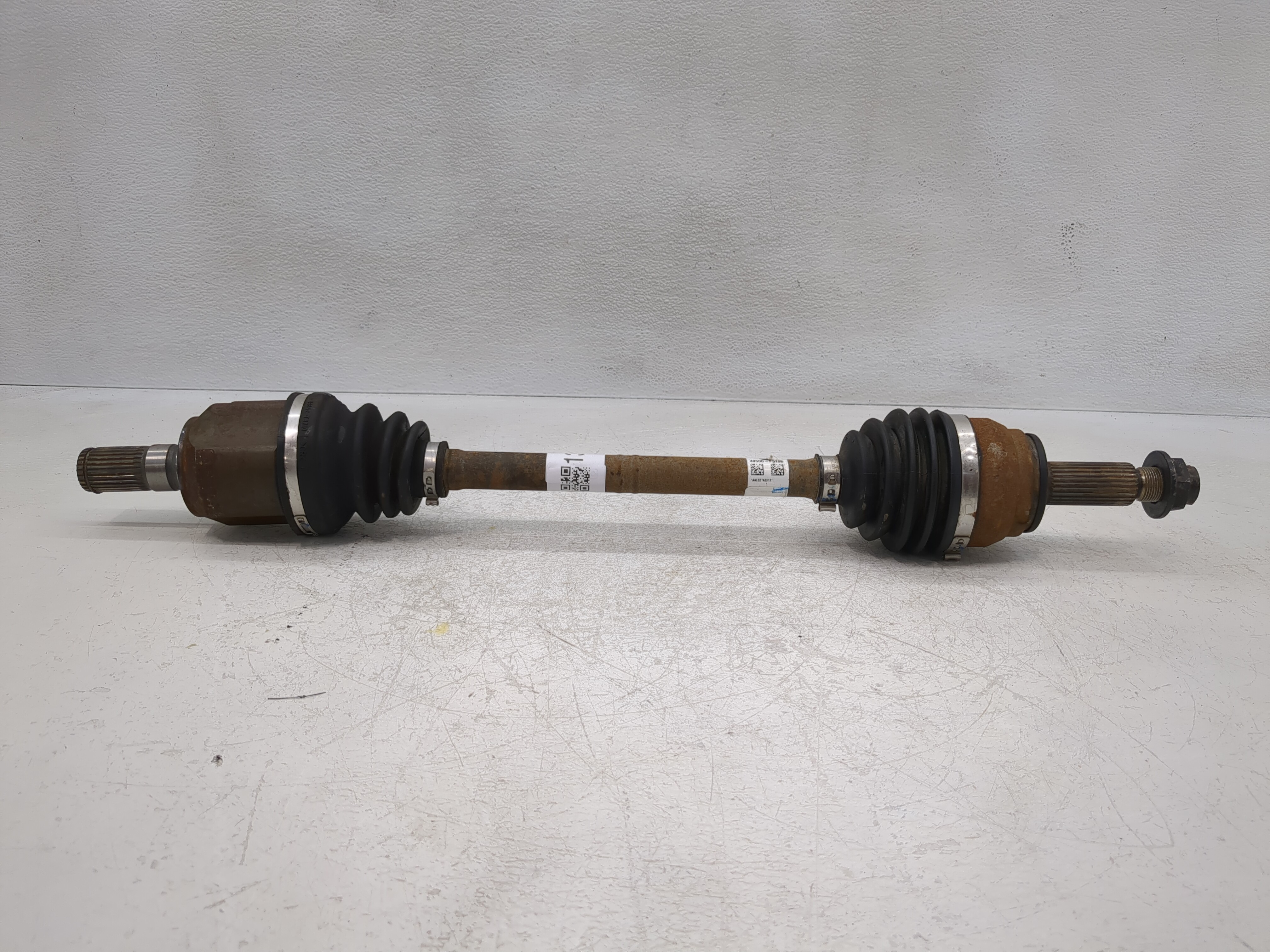2017-2020 Hyundai Elantra Axle Shaft Front Driver Cv C/v 1137472 - Oemusedautoparts1.com