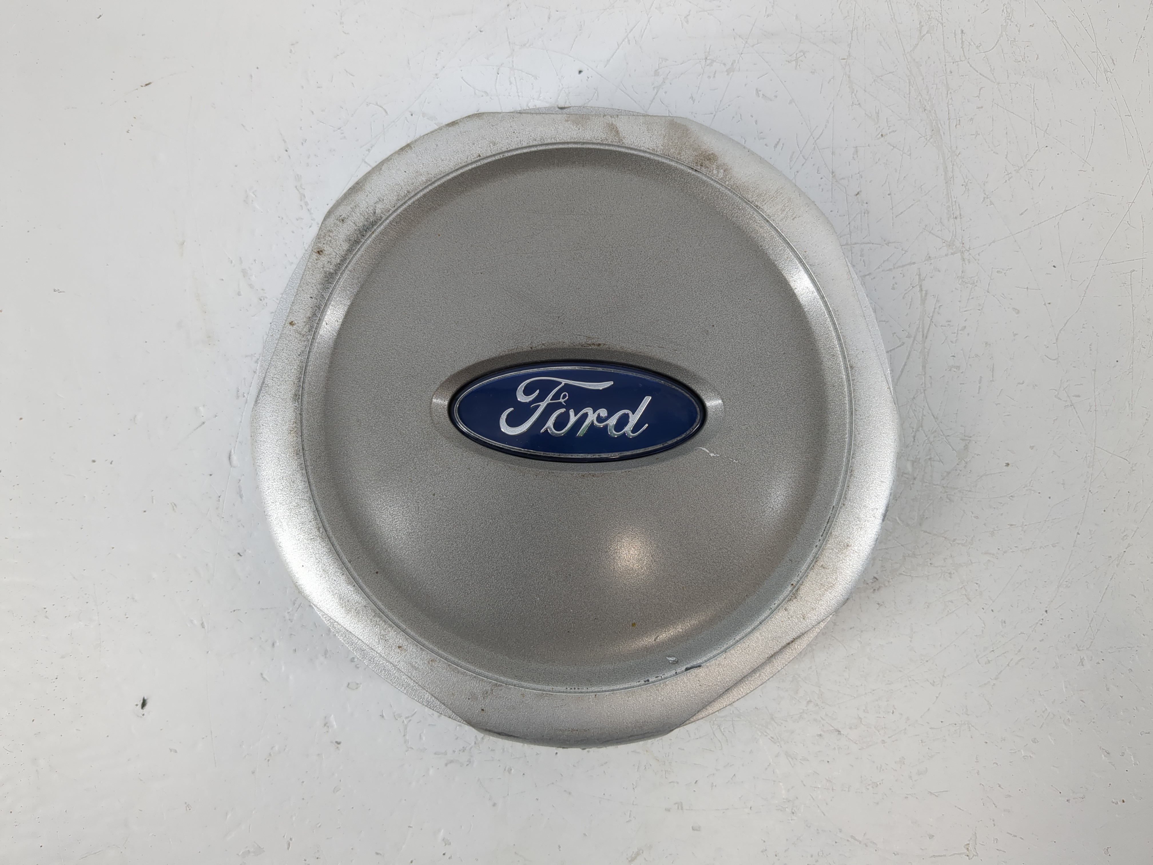 2003 Ford Explorer Rim Wheel Center Cap 1137581 - Oemusedautoparts1.com