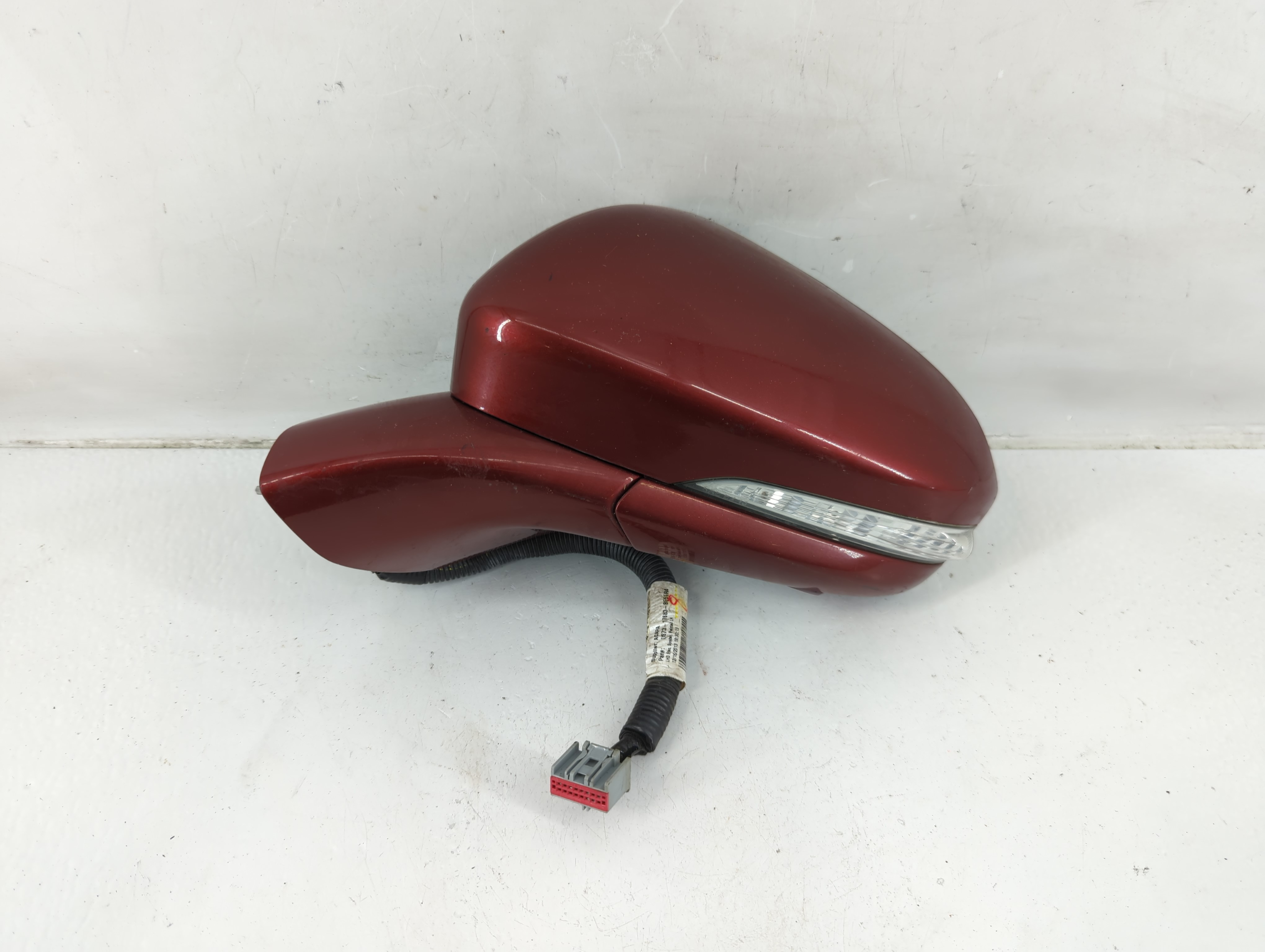 2013-2014 Ford Fusion Driver Left Side View Power Door Mirror Red 1137628 - Oemusedautoparts1.com
